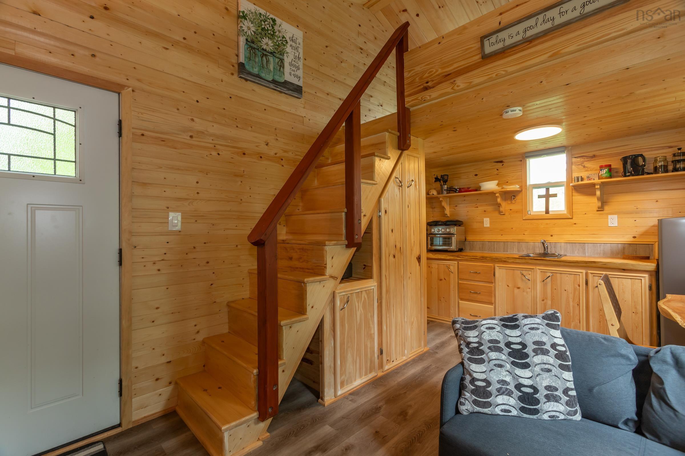 $317,500.00: 30 Dodge Road Extension, South Farmington