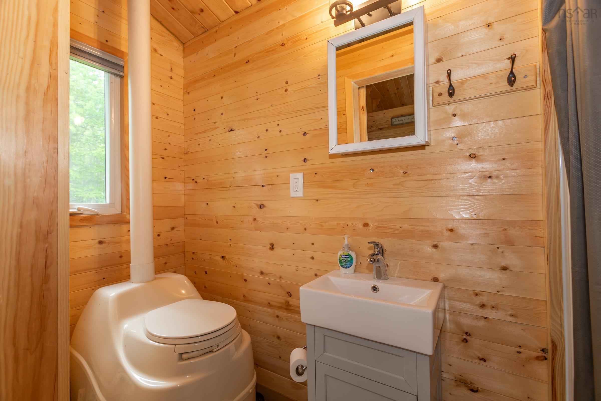 $317,500.00: 30 Dodge Road Extension, South Farmington