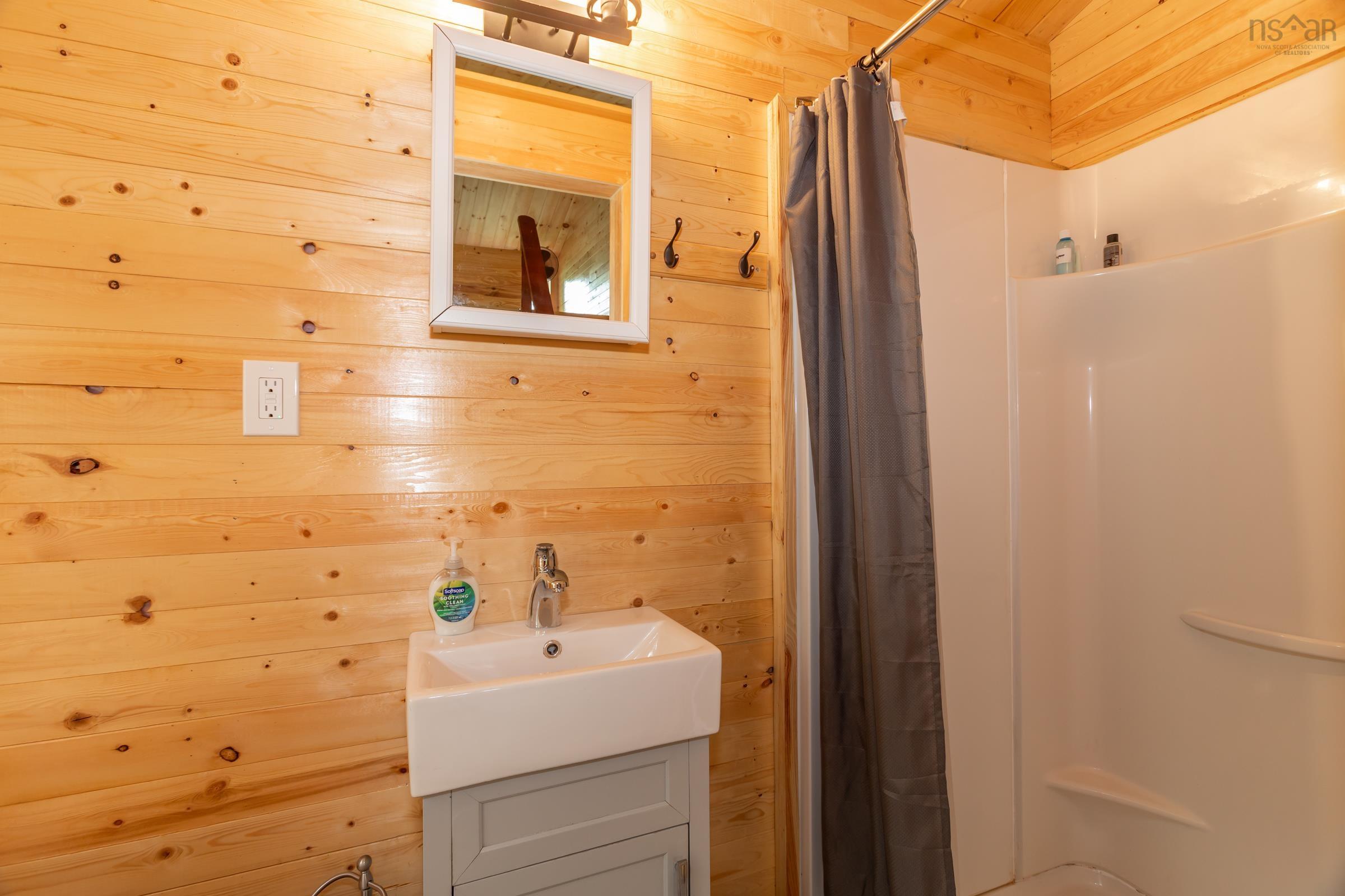 $317,500.00: 30 Dodge Road Extension, South Farmington