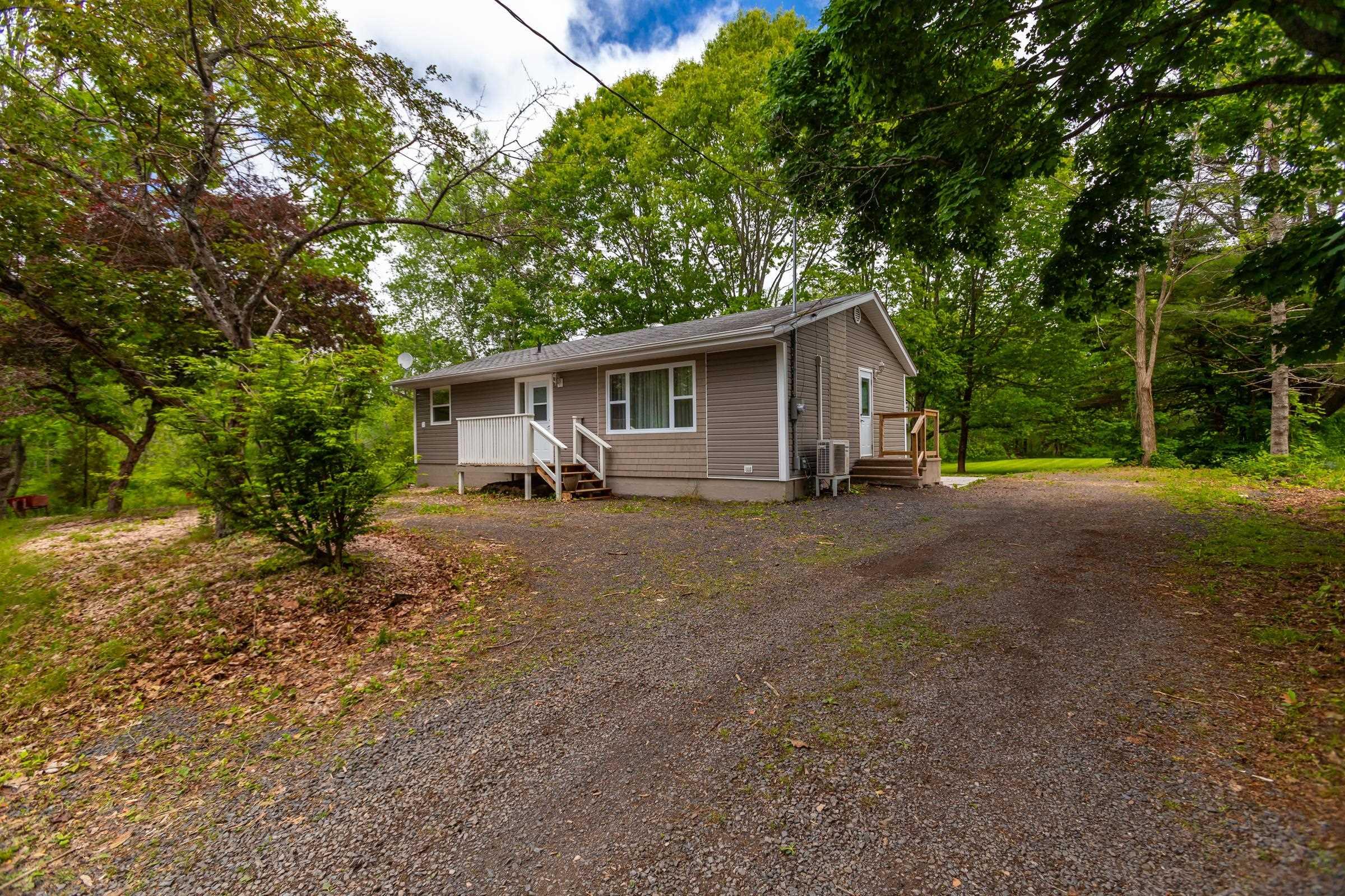 $317,500.00: 30 Dodge Road Extension, South Farmington