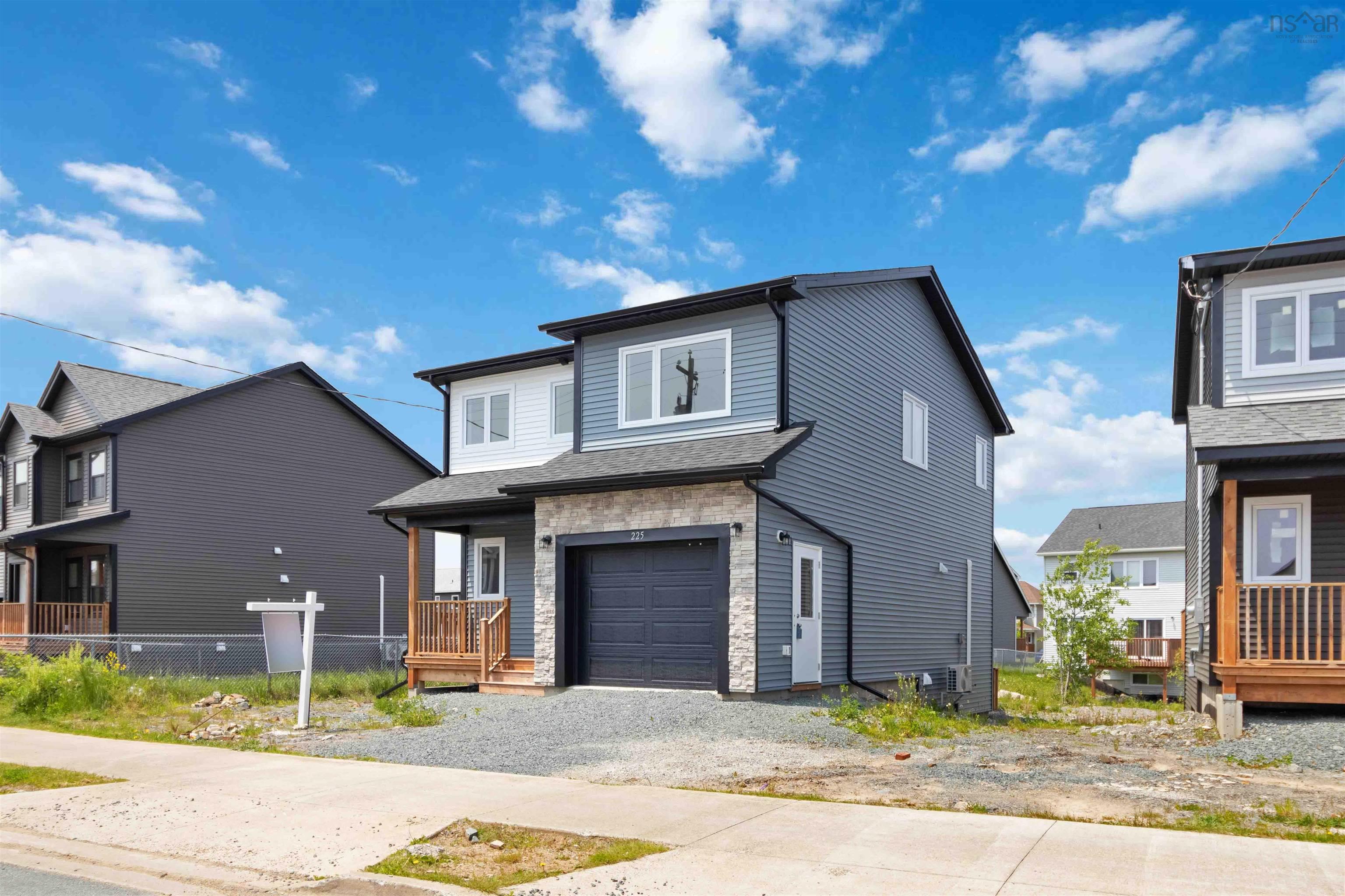 $644,900.00: 225 Alabaster Way, Halifax
