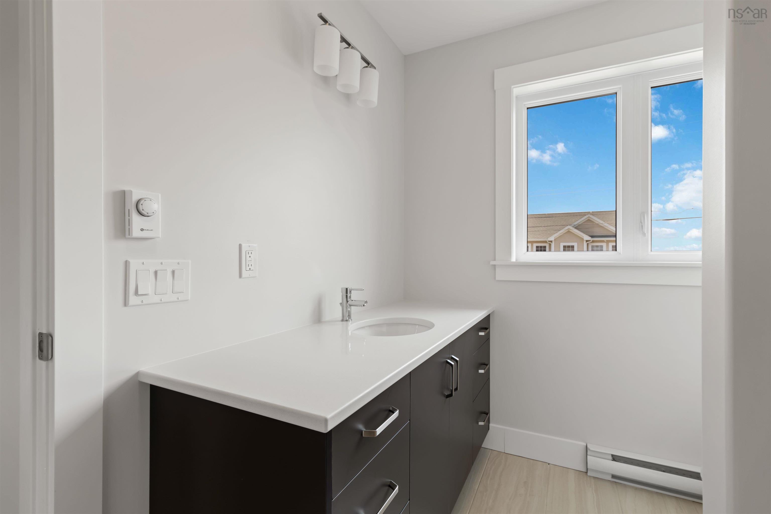 $644,900.00: 225 Alabaster Way, Halifax