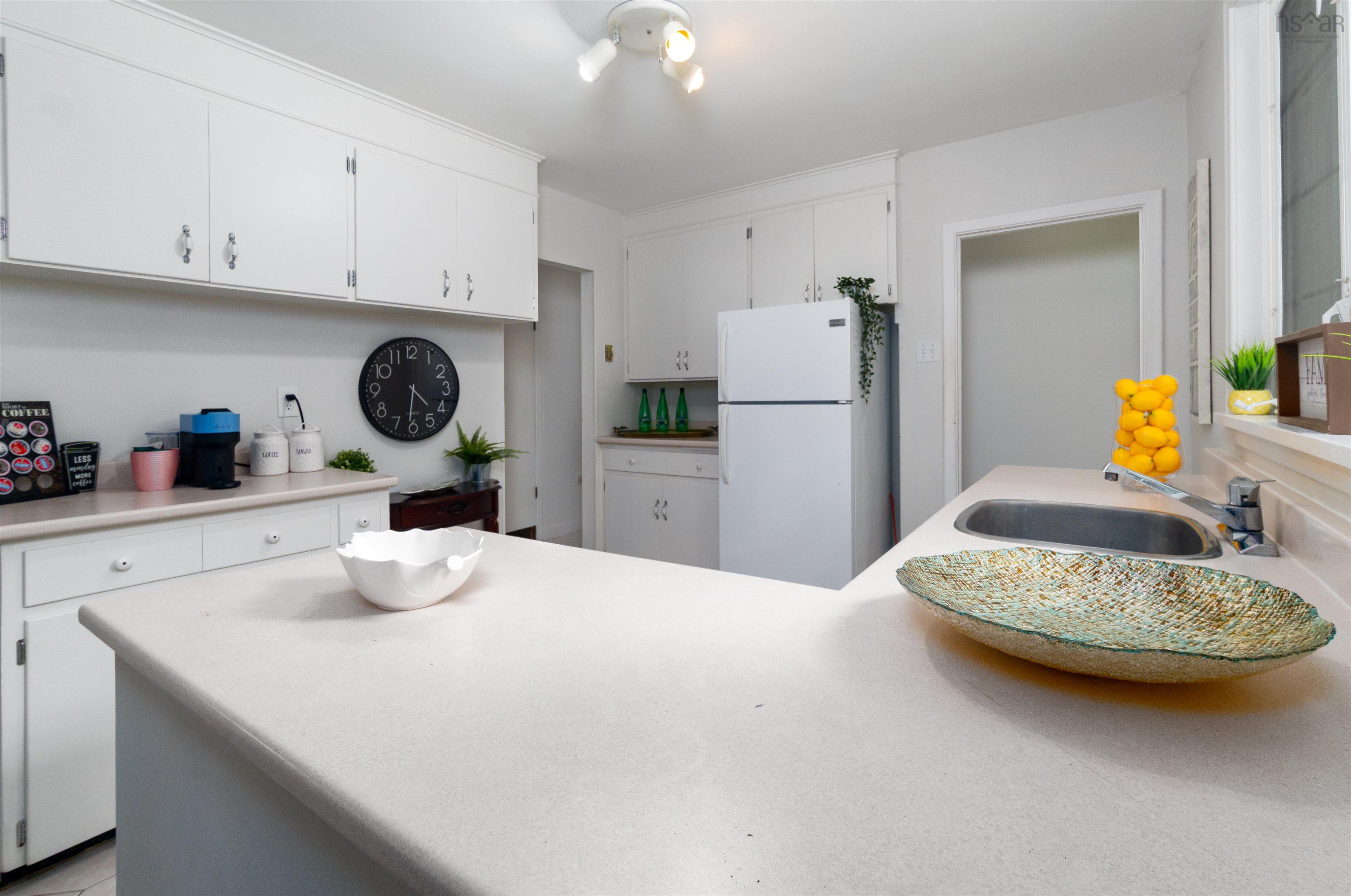 $399,900.00: 19 Digby Crescent, Dartmouth