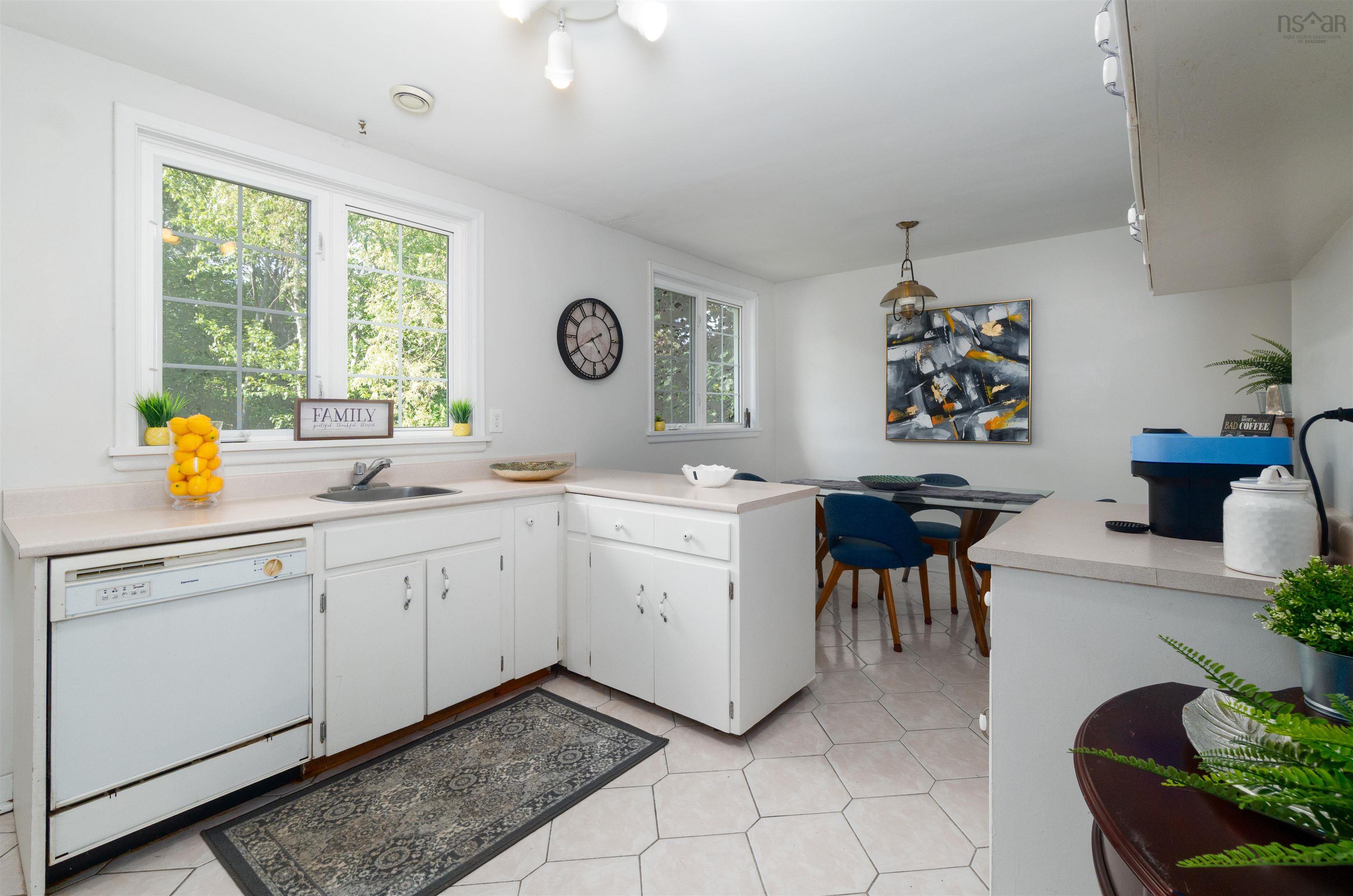 $399,900.00: 19 Digby Crescent, Dartmouth