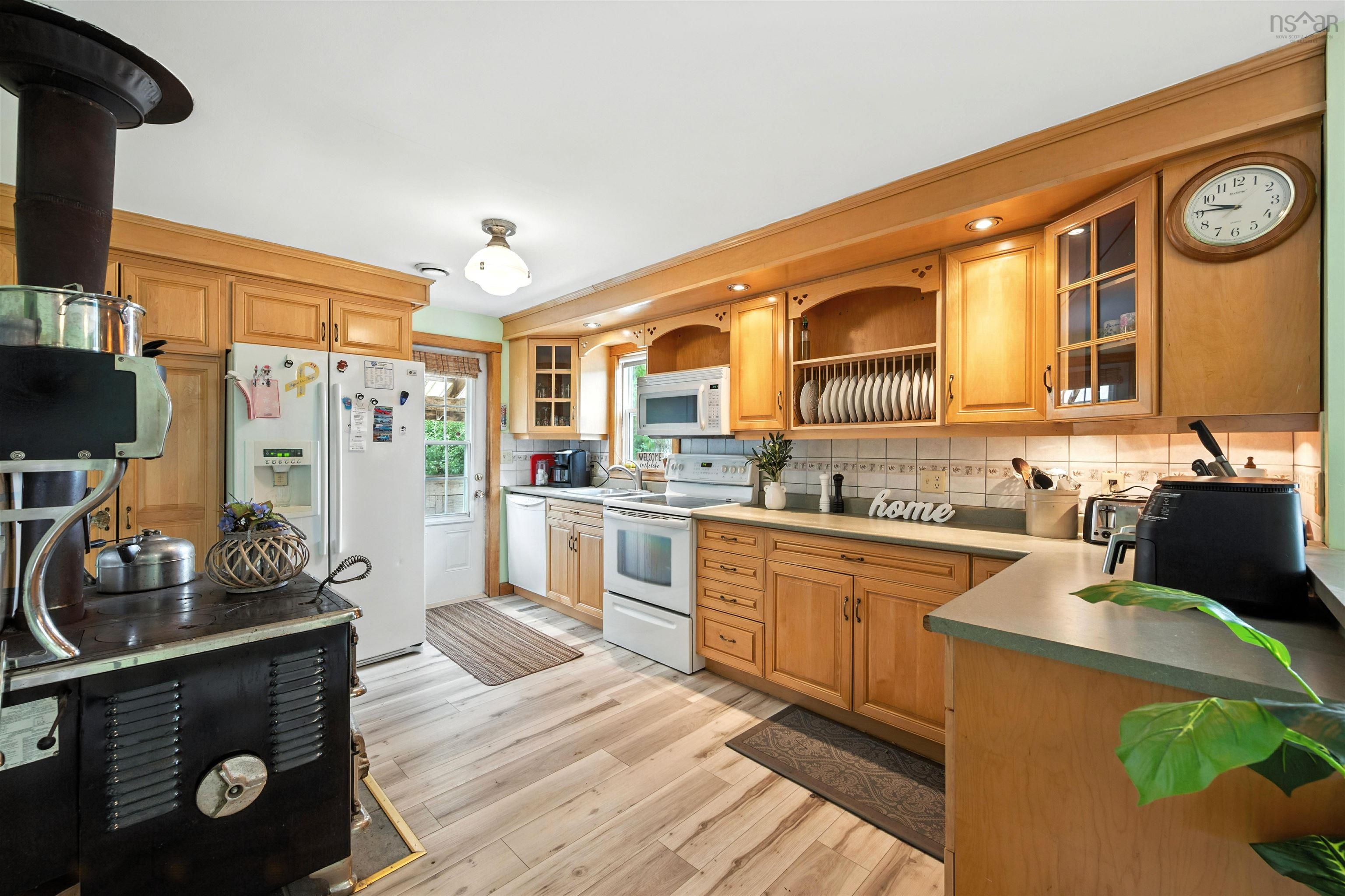 $690,000.00: 139 Smeltzer Road, Upper Vaughan