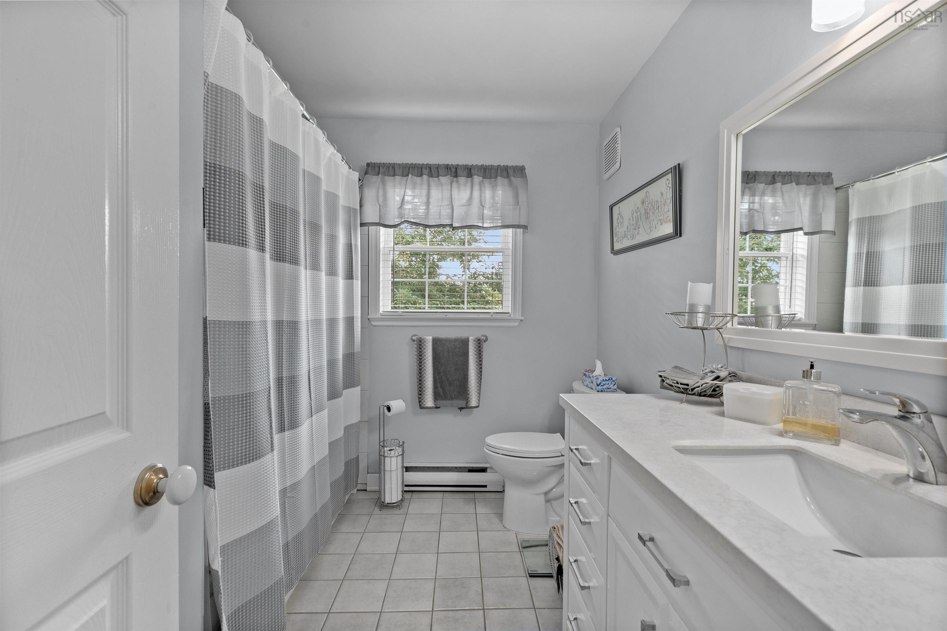 $549,900.00: 6 Westwind Drive, Chester