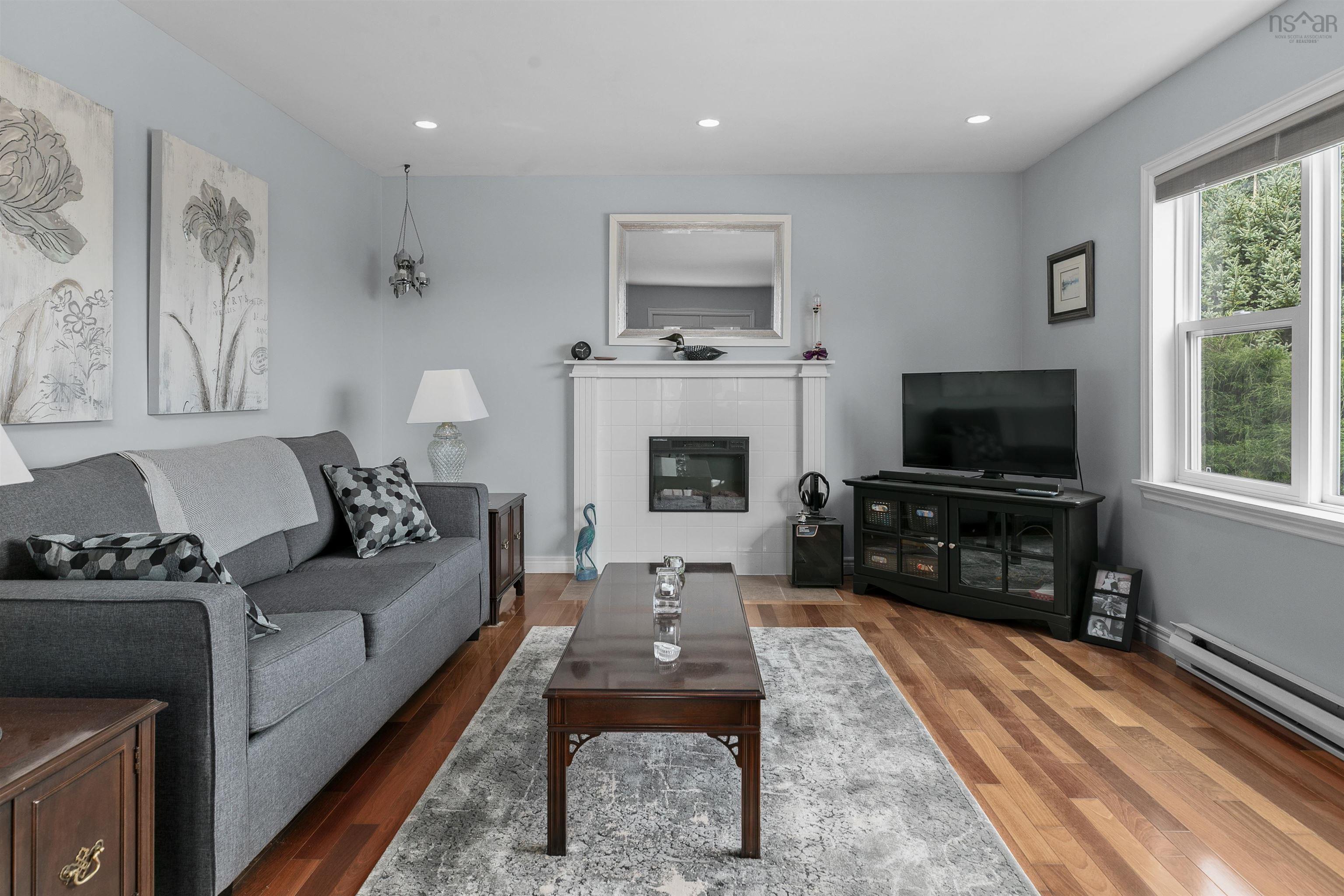 $549,900.00: 6 Westwind Drive, Chester