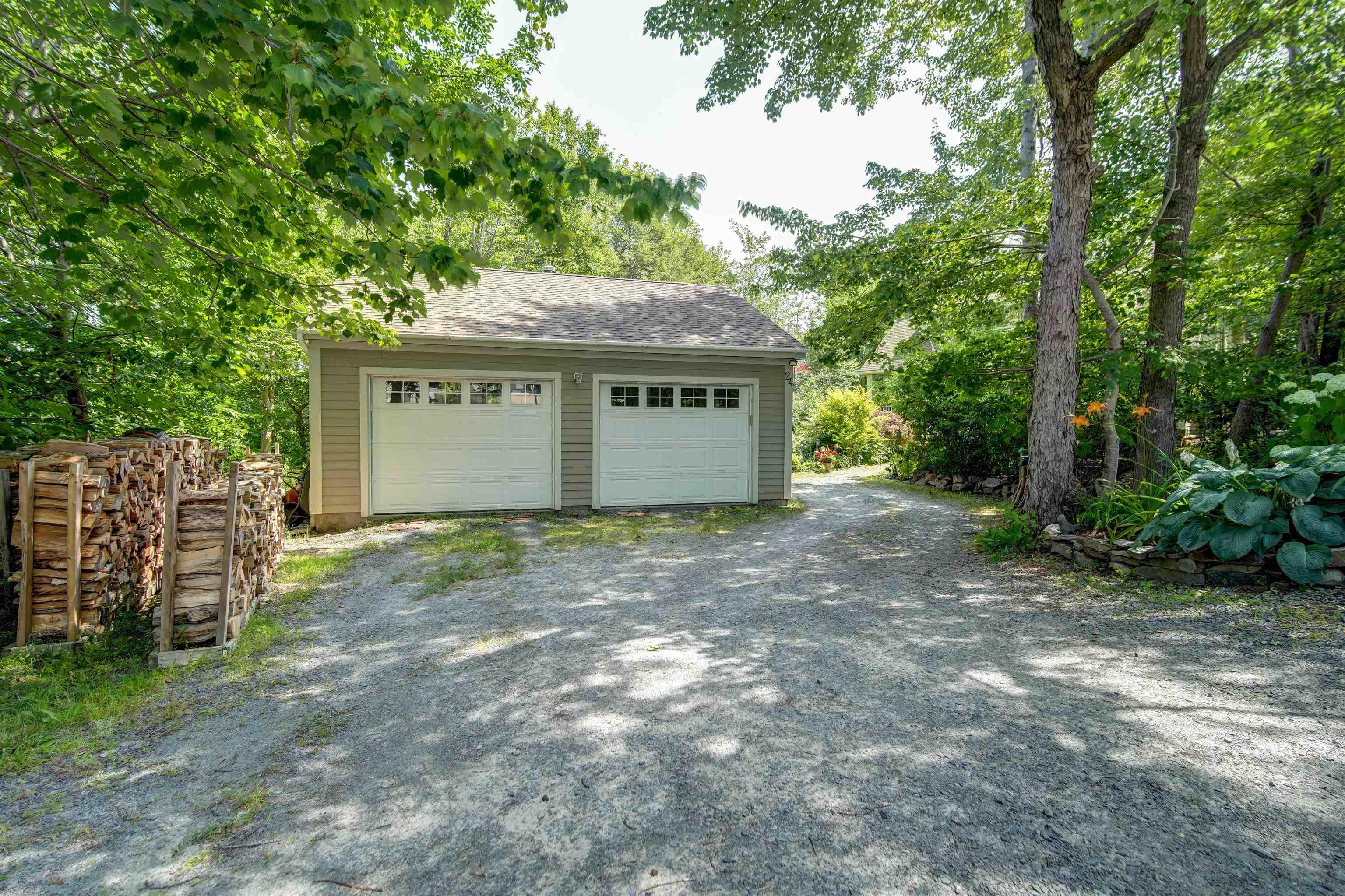 24 Hamshaw Drive, Halifax, NS (MLS 202519410)