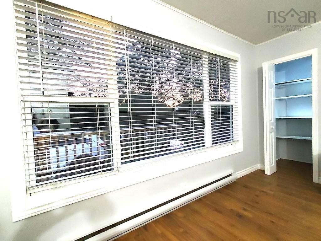 $219,000.00: 114 King Street, Shelburne