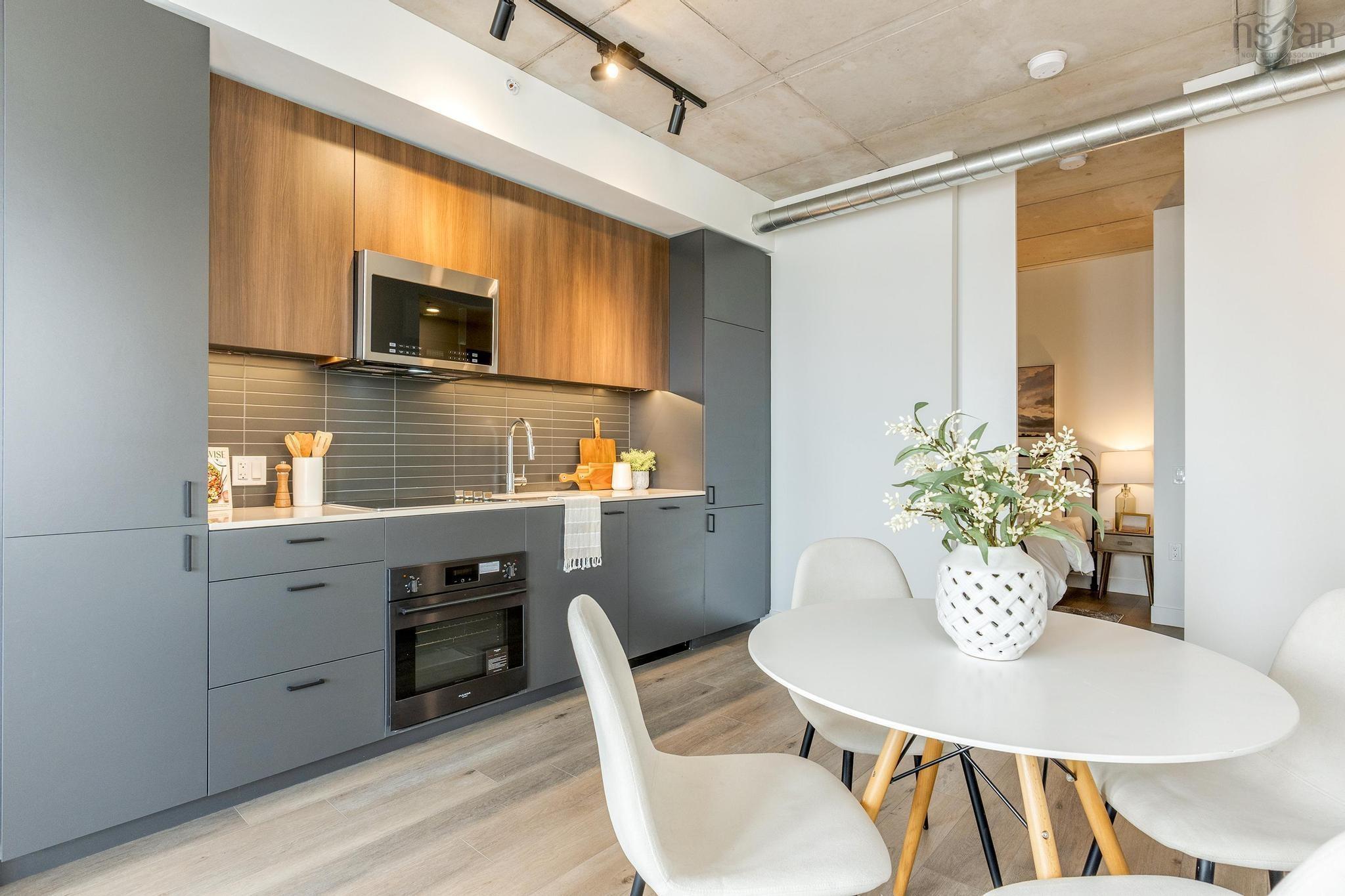 $550,000.00: 611 5511 Bilby Street, Halifax