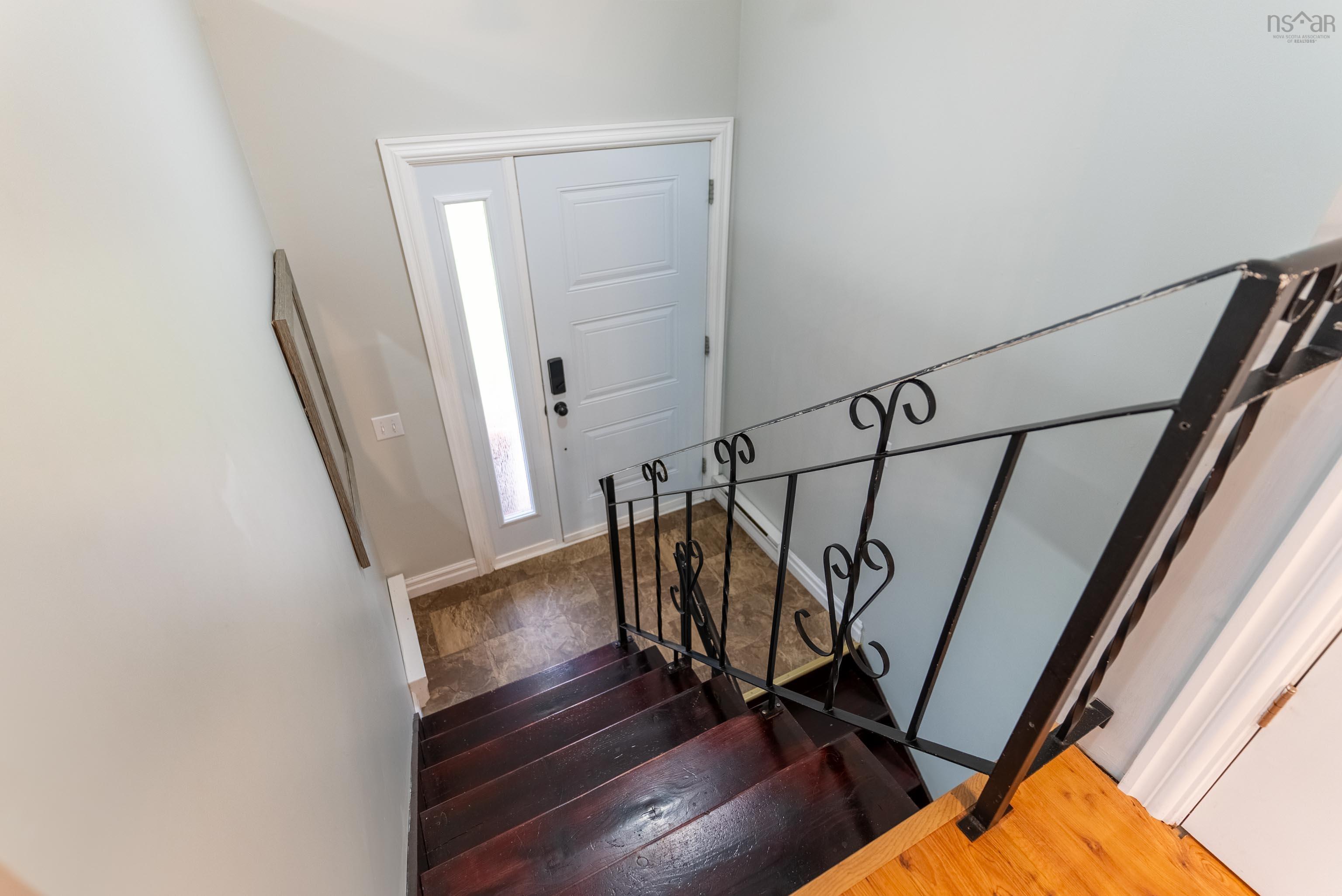 $415,000.00: 26 Tamarack Drive, Valley