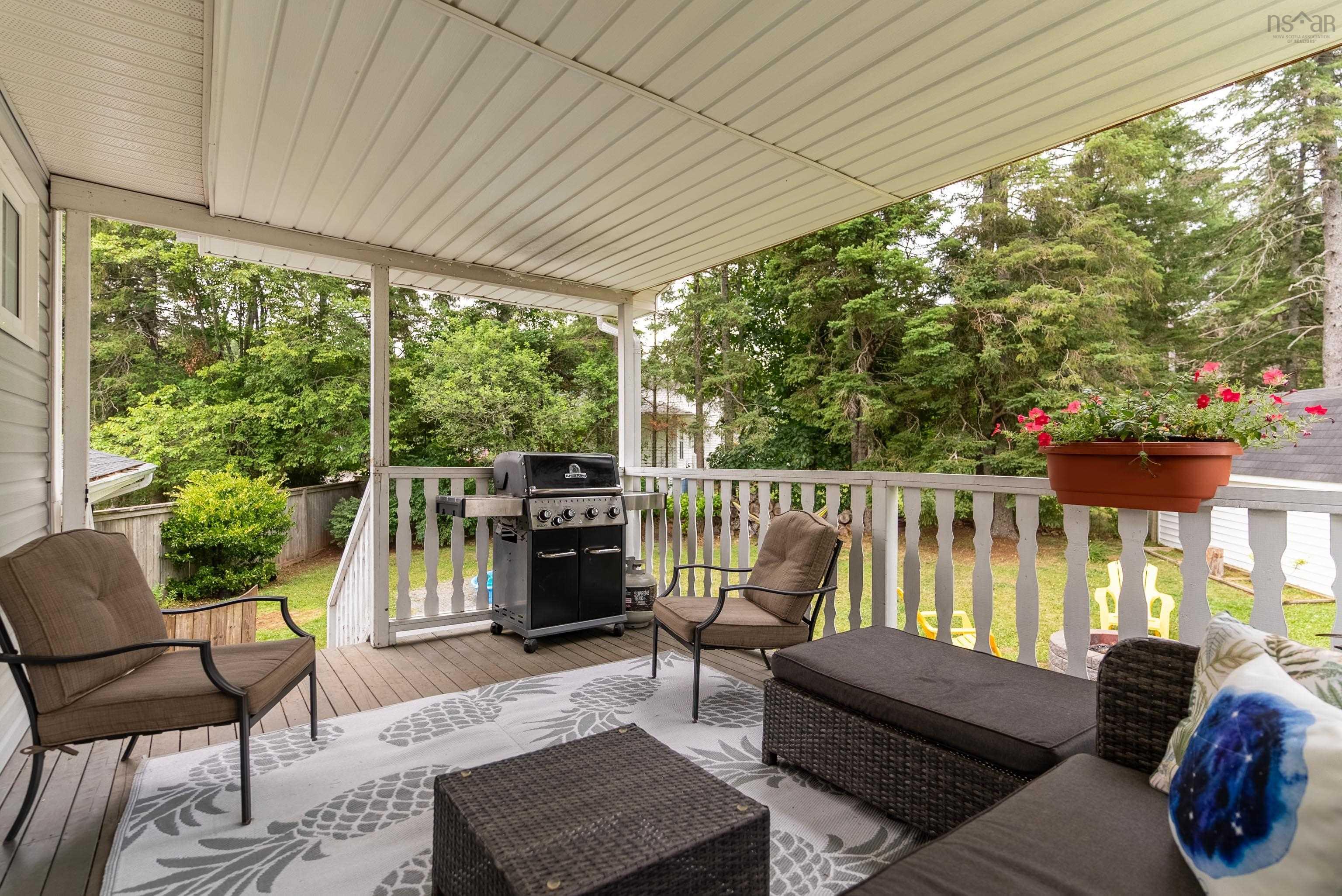 $415,000.00: 26 Tamarack Drive, Valley