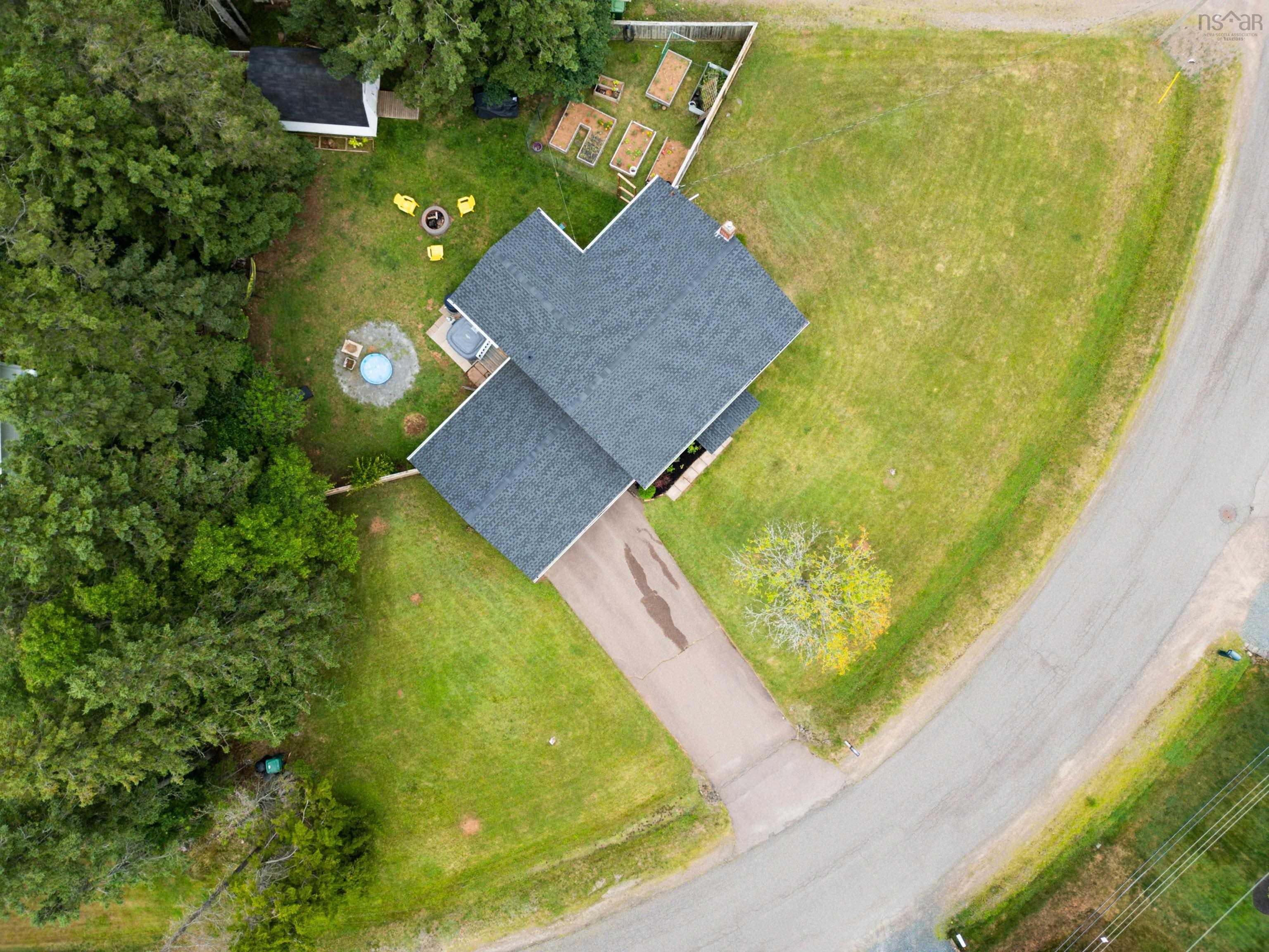 $415,000.00: 26 Tamarack Drive, Valley