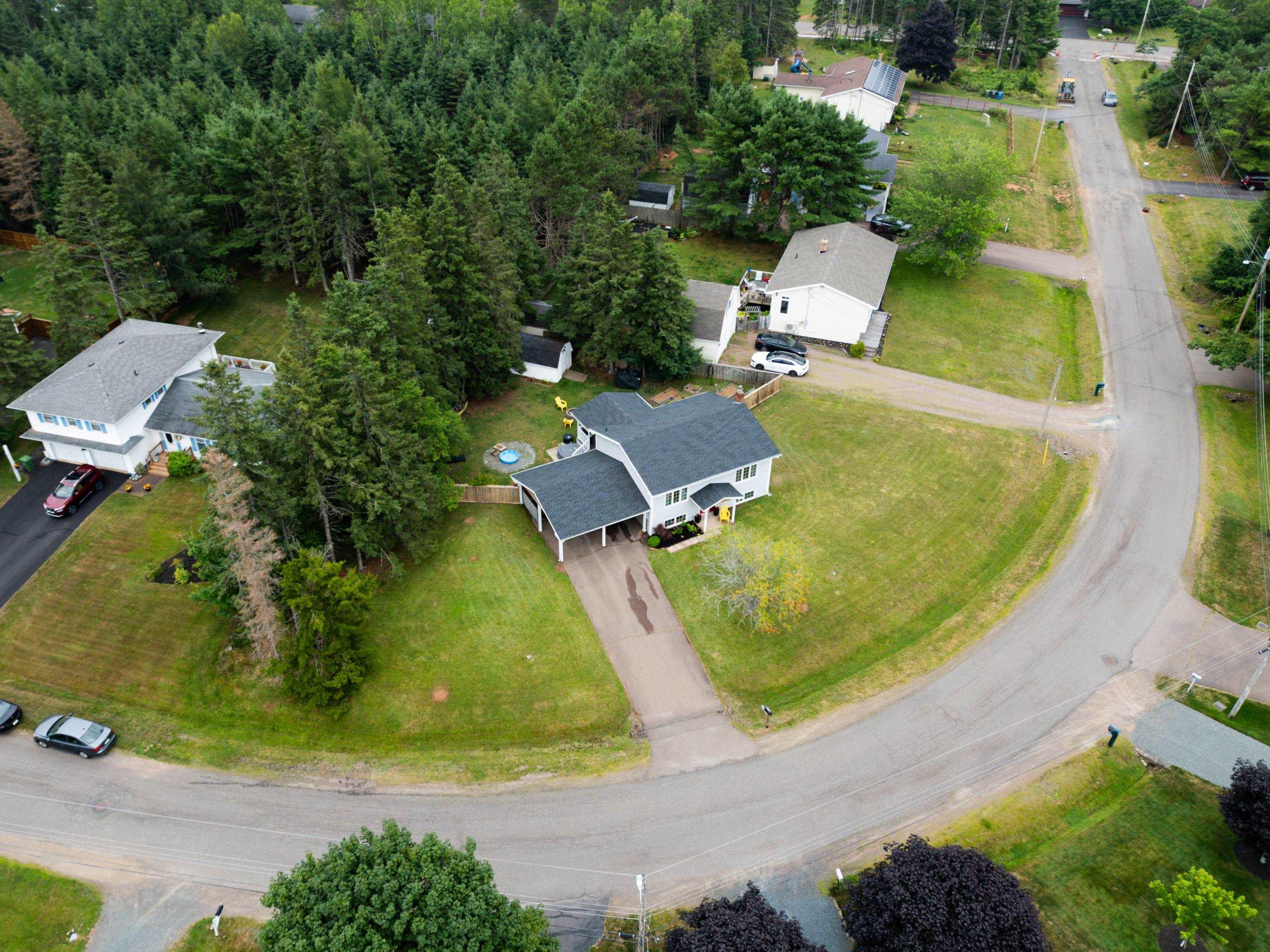 $415,000.00: 26 Tamarack Drive, Valley