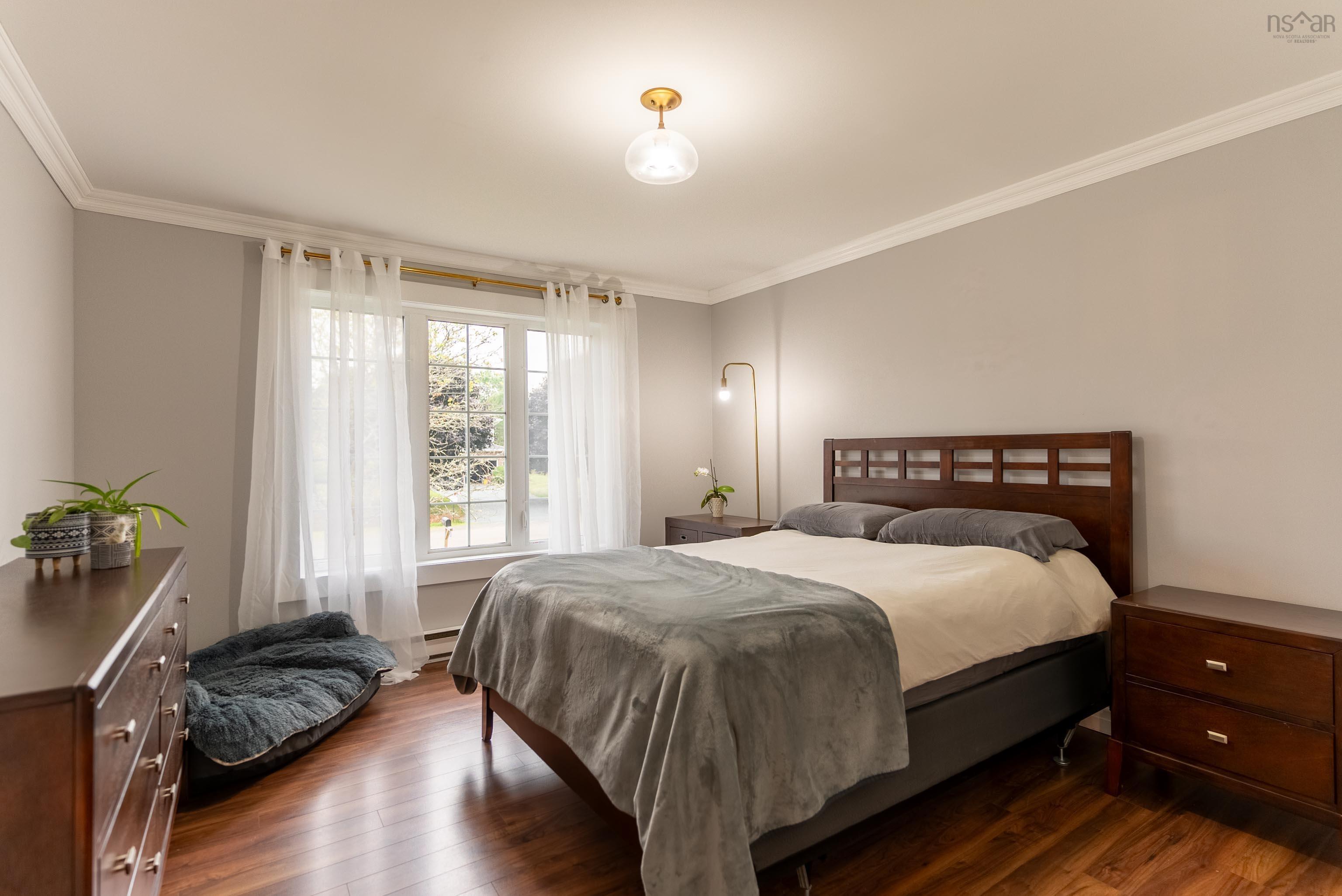 $415,000.00: 26 Tamarack Drive, Valley