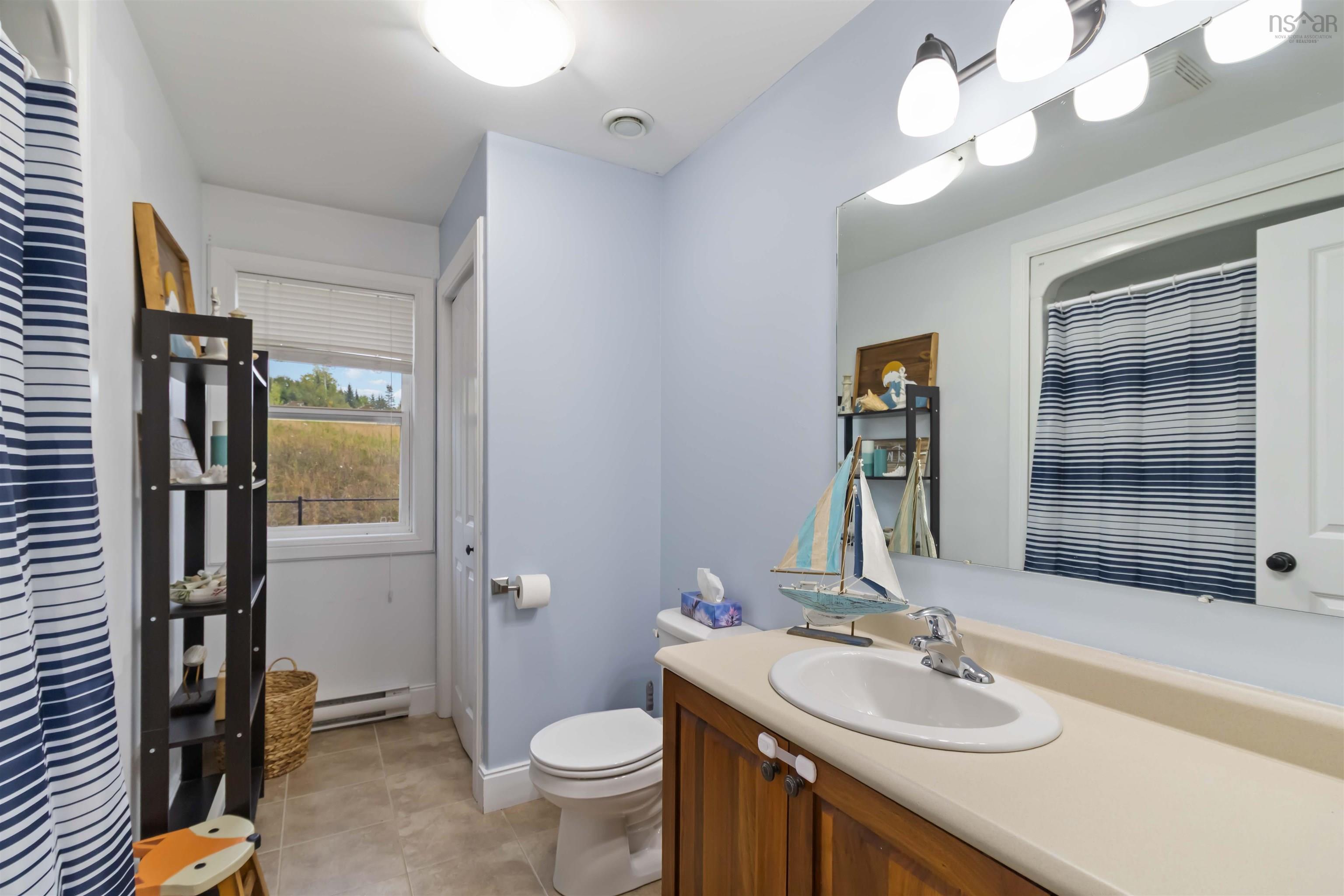 $549,900.00: 413 East Uniacke Road, Mount Uniacke