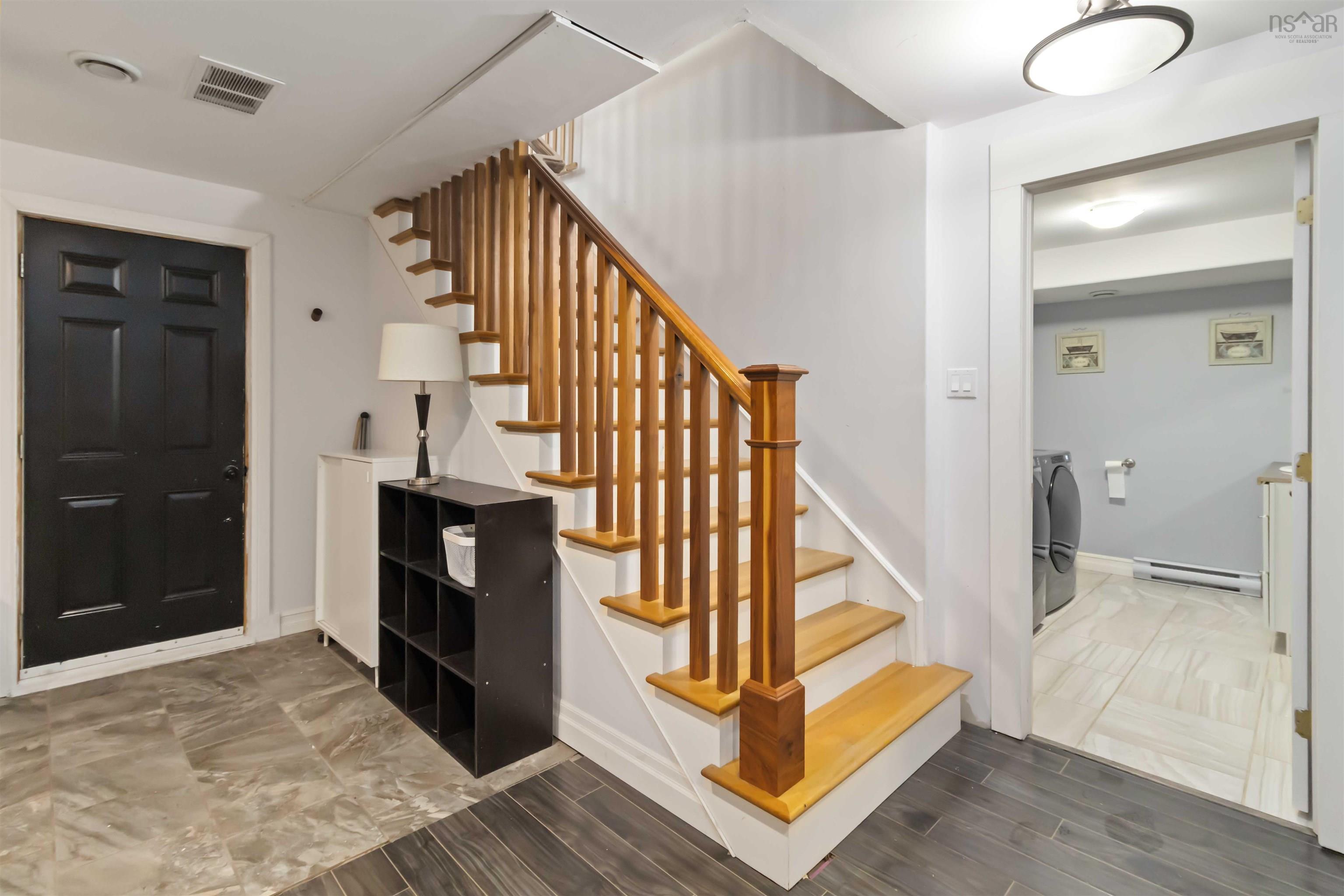 $549,900.00: 413 East Uniacke Road, Mount Uniacke