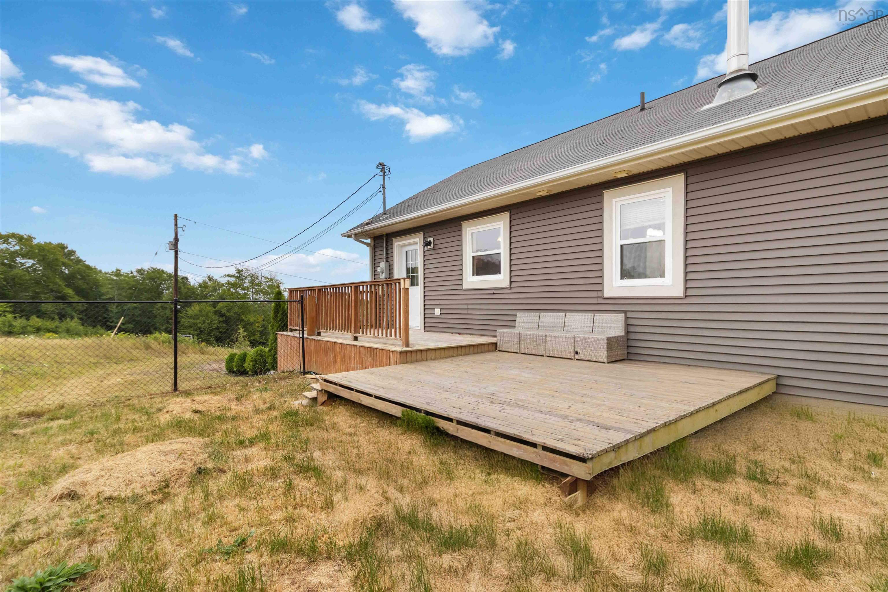 $549,900.00: 413 East Uniacke Road, Mount Uniacke