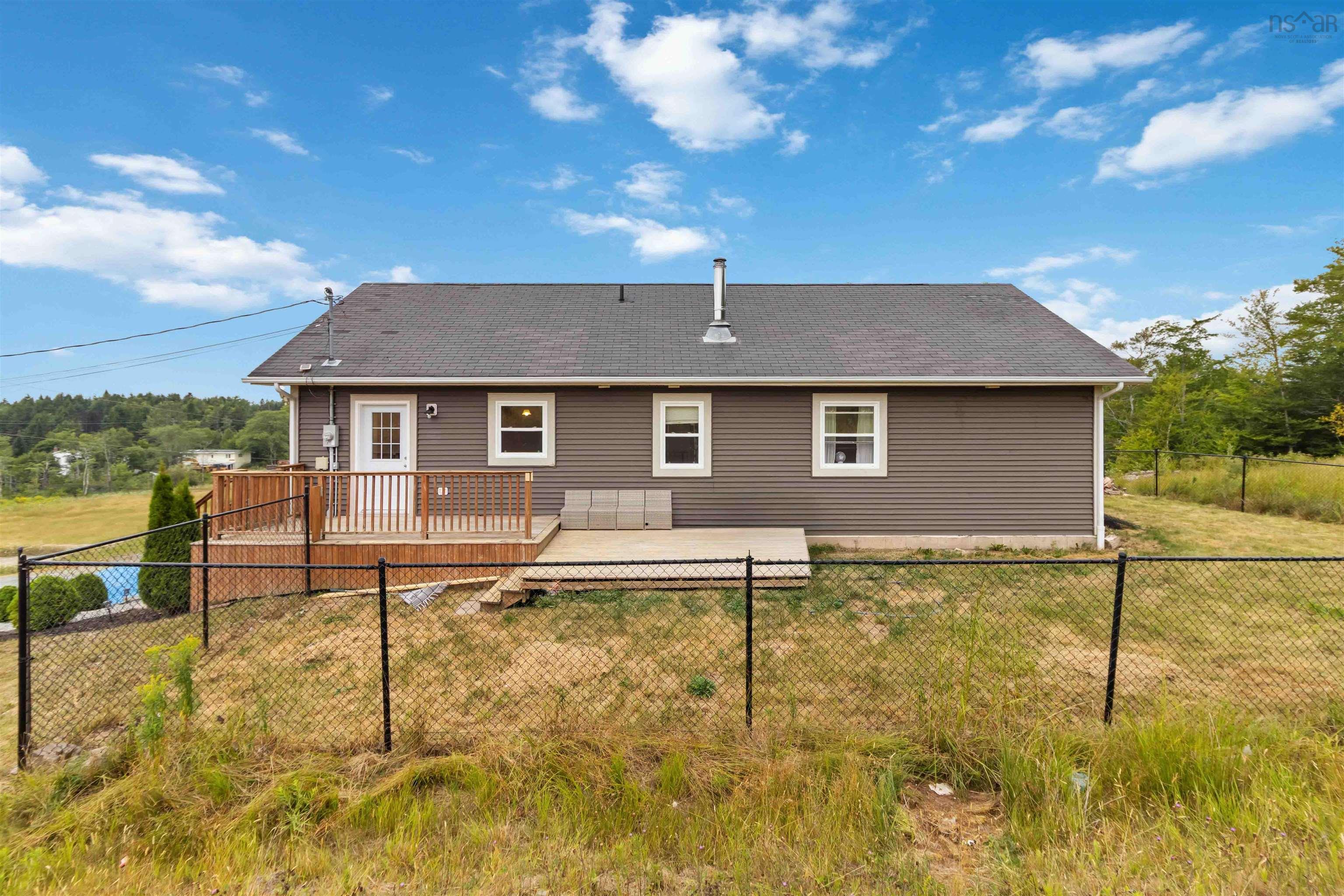 $549,900.00: 413 East Uniacke Road, Mount Uniacke