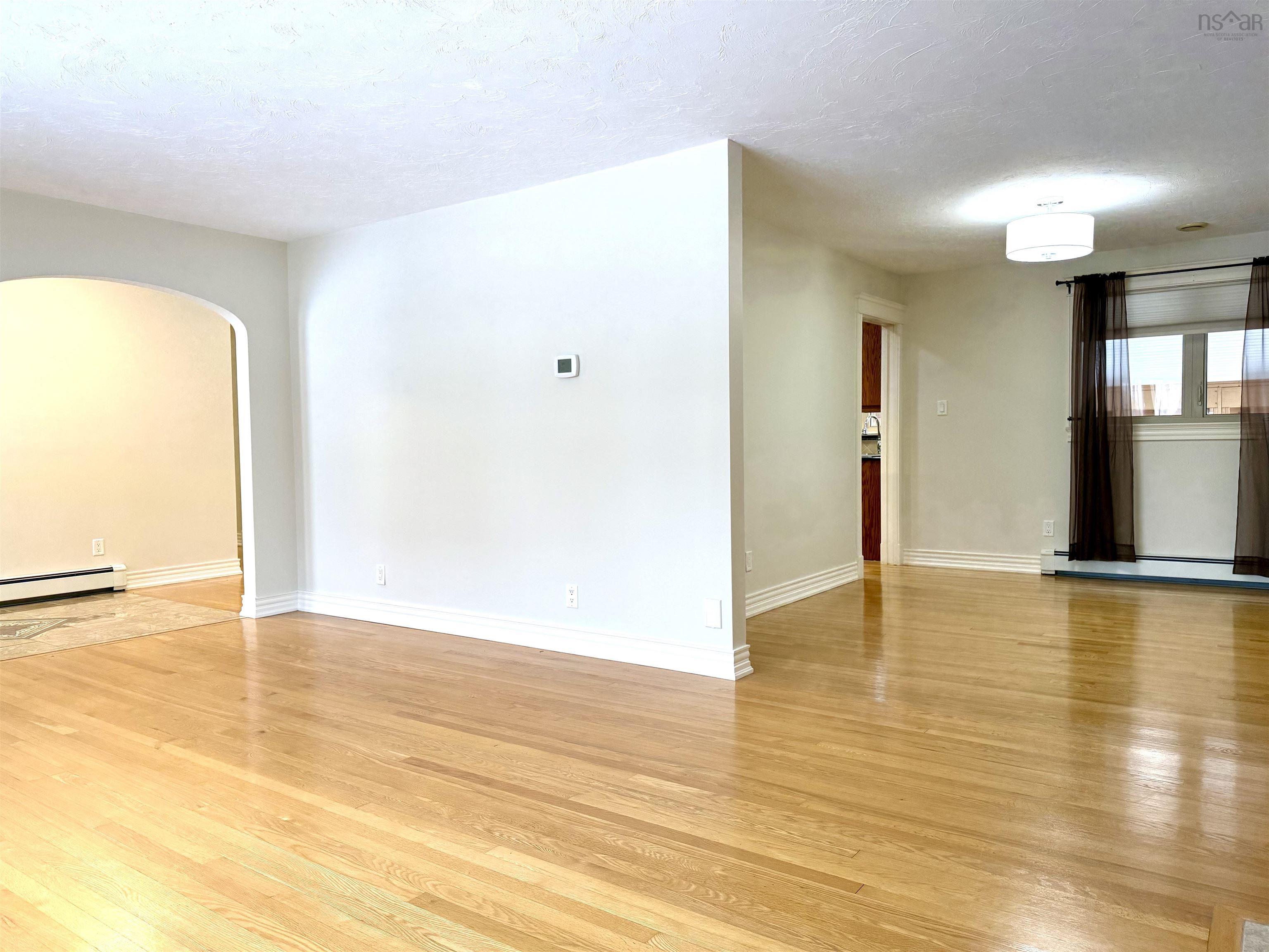 $429,900.00: 27 Regent Street, Amherst