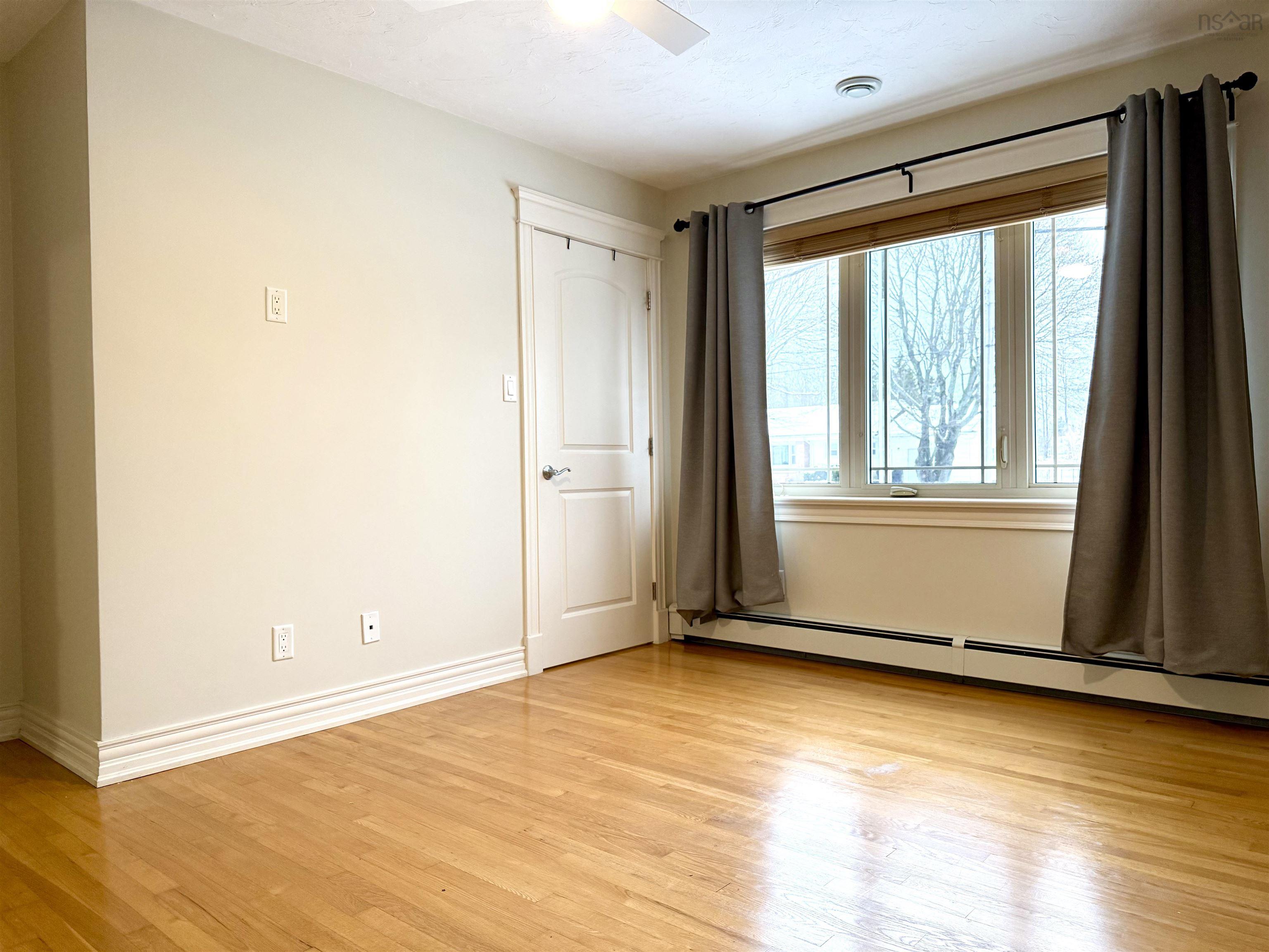 $429,900.00: 27 Regent Street, Amherst