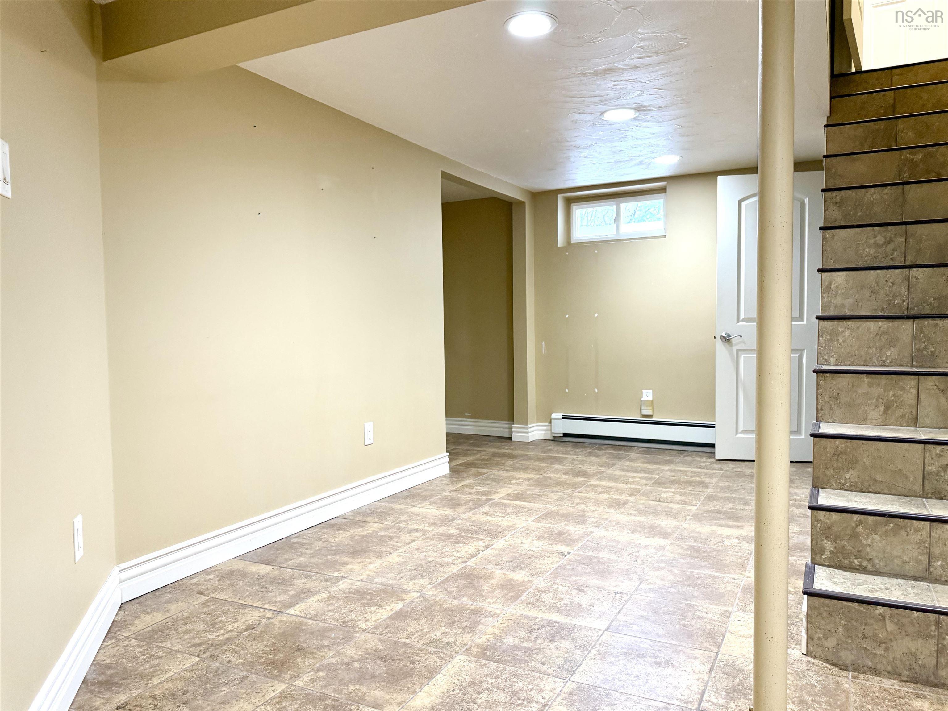 $429,900.00: 27 Regent Street, Amherst