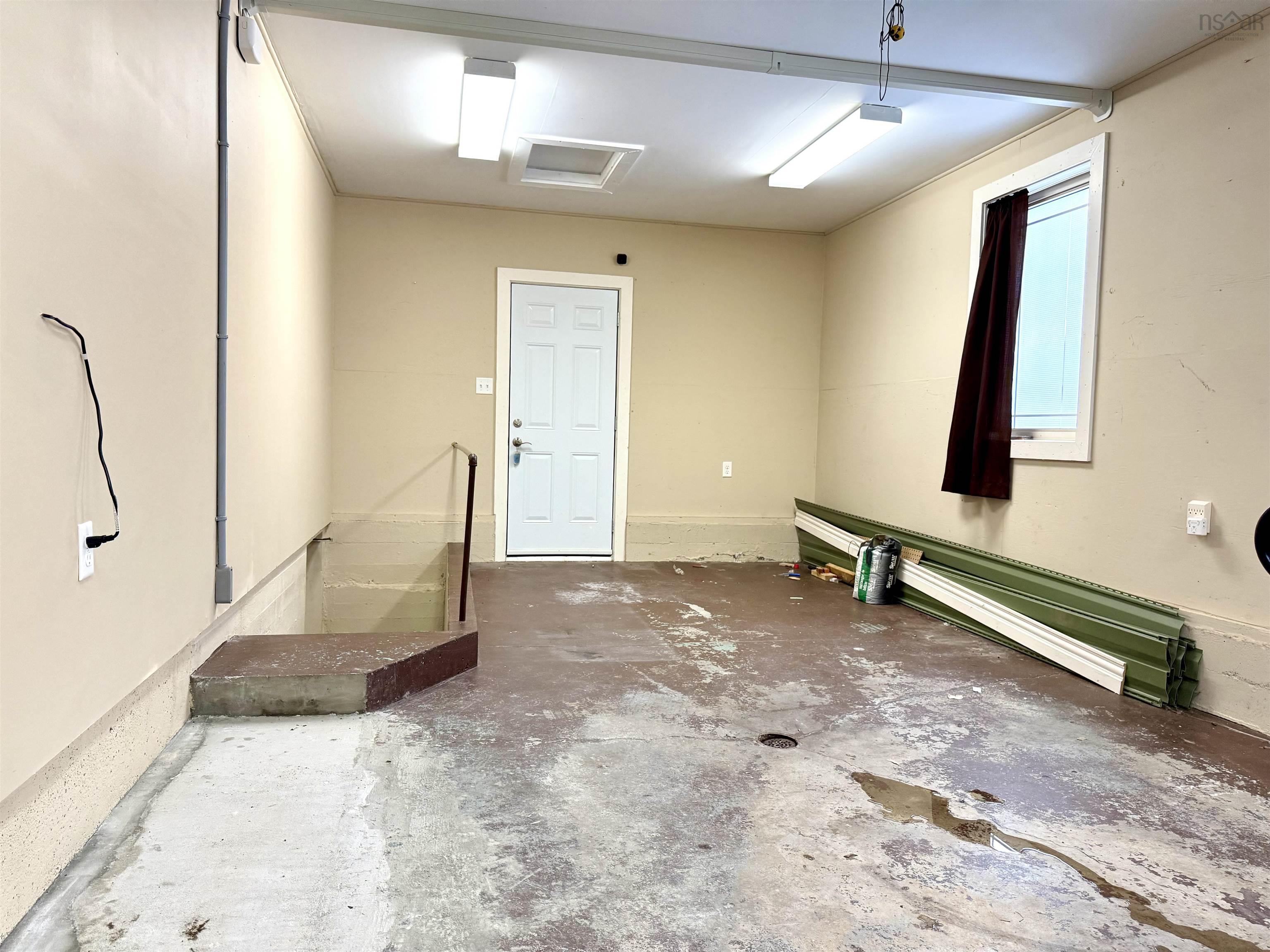 $429,900.00: 27 Regent Street, Amherst