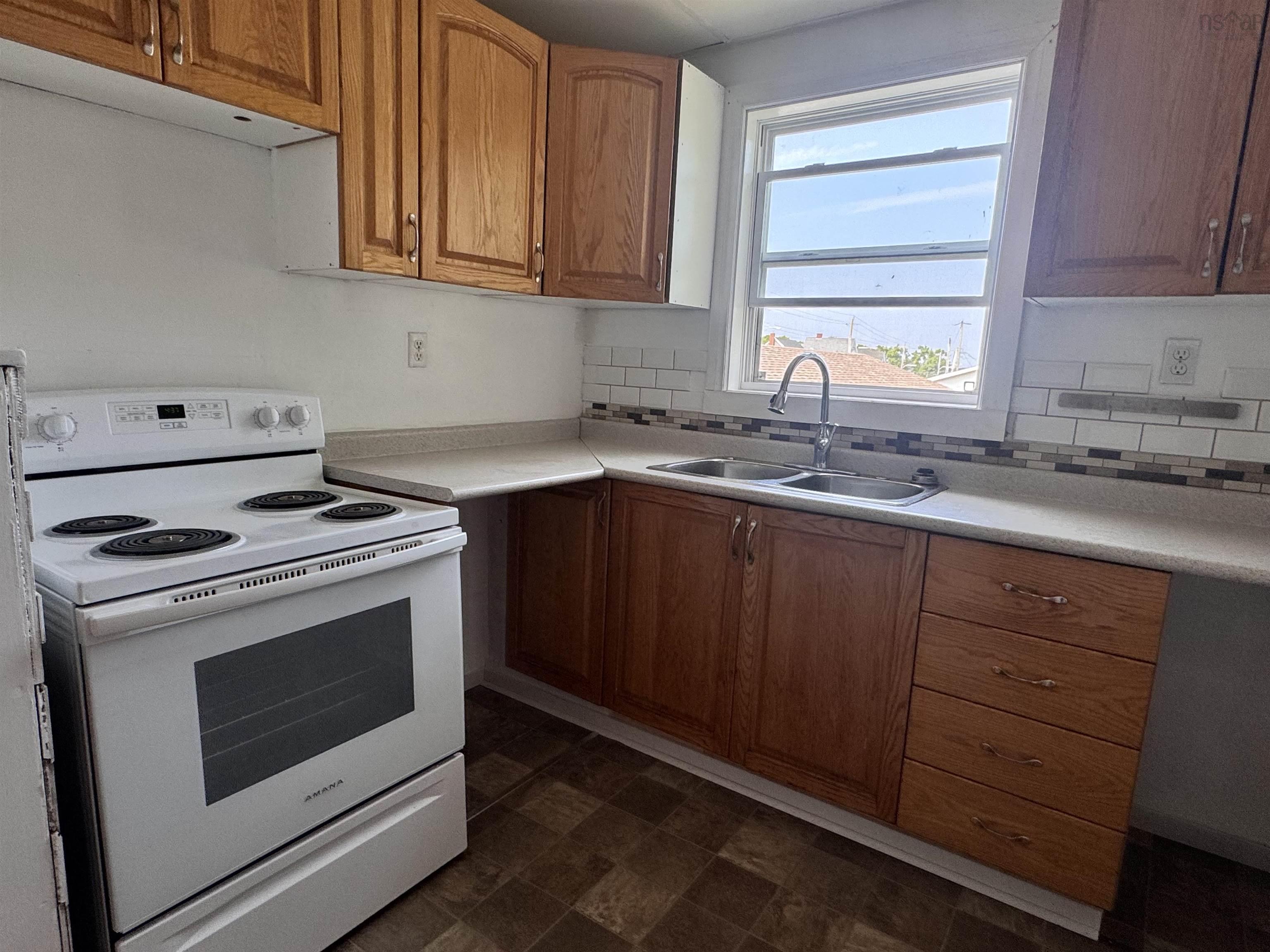$195,000.00: 209 South Street, Glace Bay