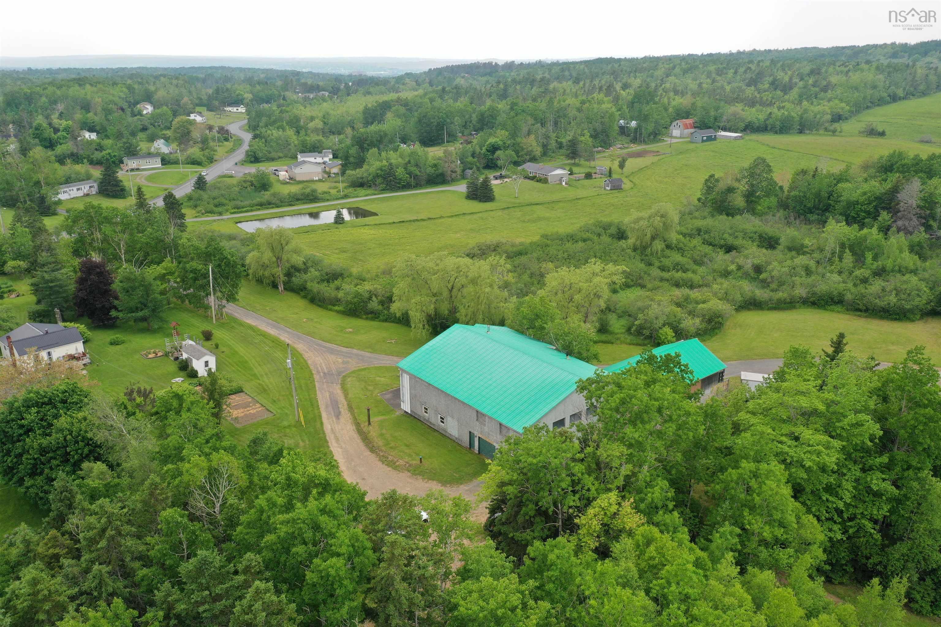 $700,000.00: 6185 Highway 4, Linacy