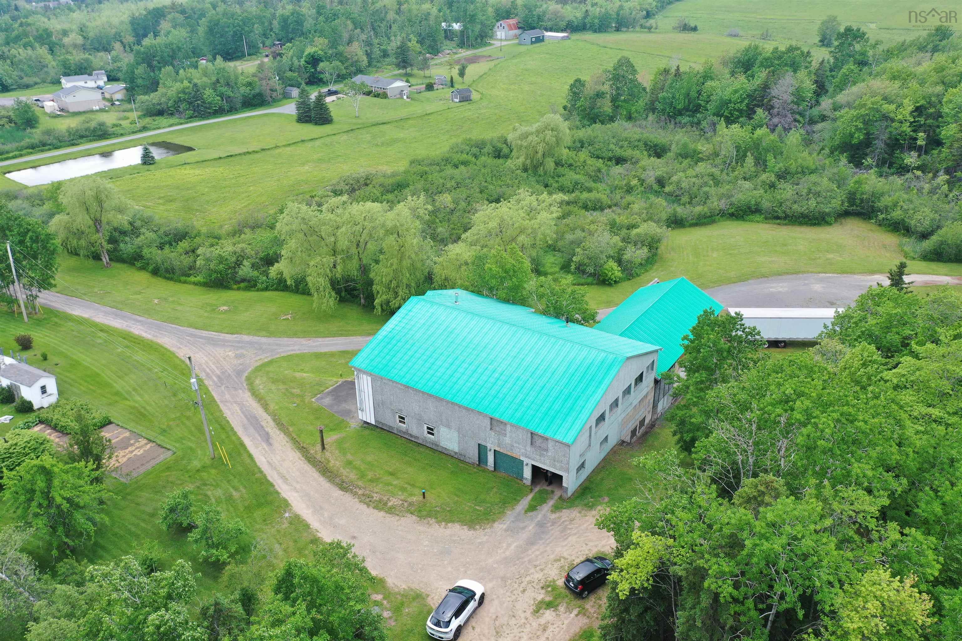 $700,000.00: 6185 Highway 4, Linacy