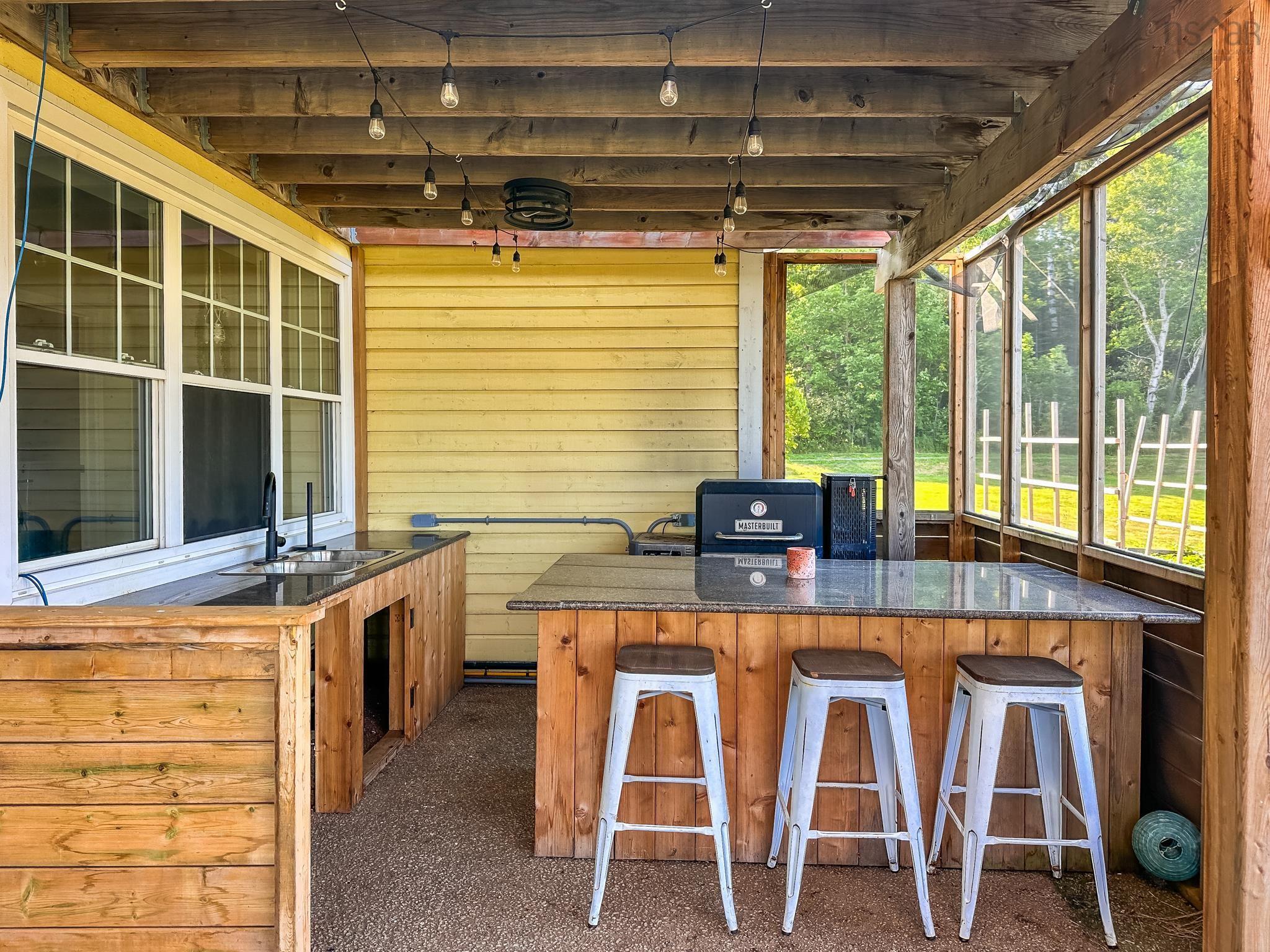 $975,000.00: 3419 Highway 359, Halls Harbour