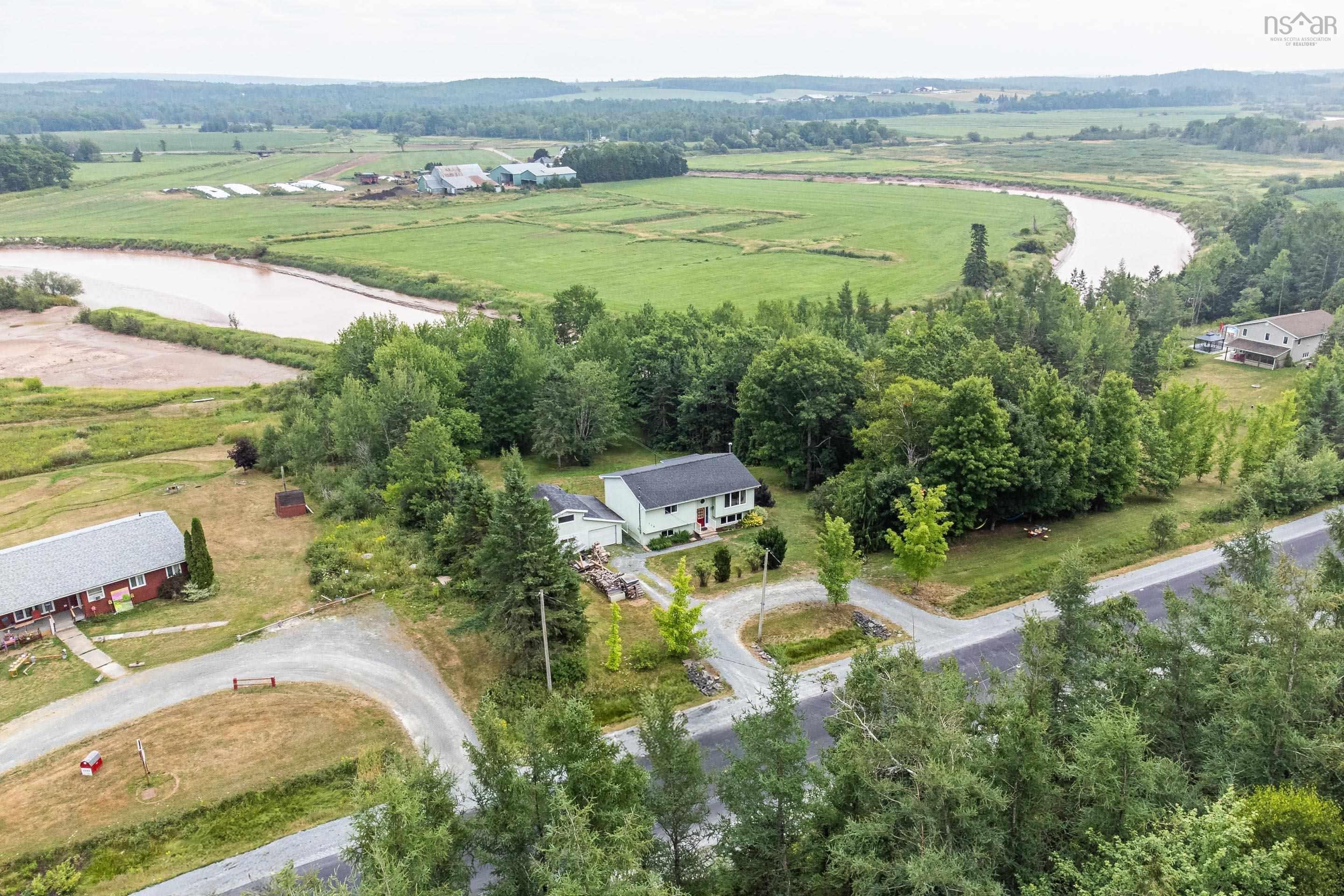 $374,900.00: 110 Highway 224, Shubenacadie