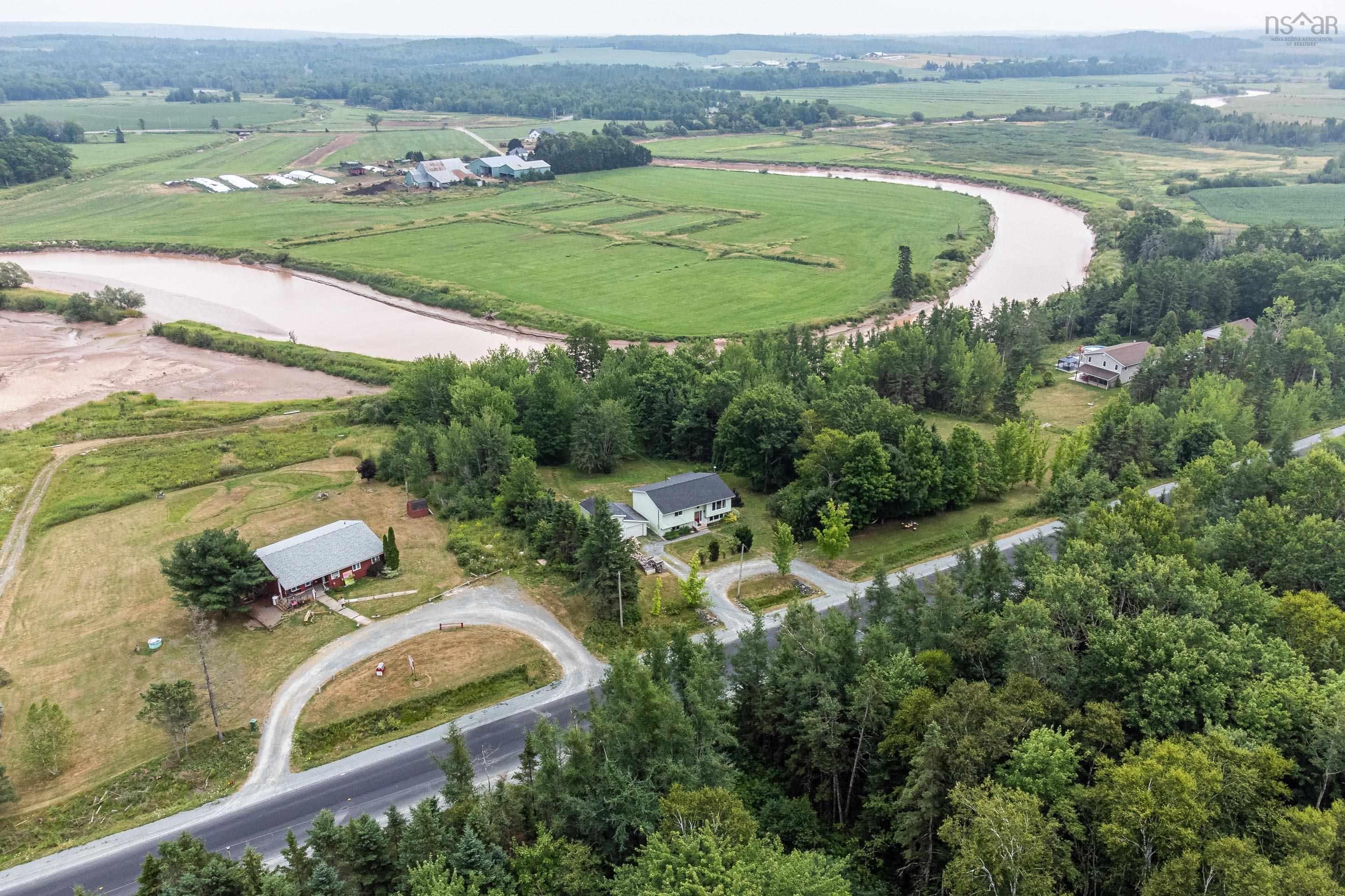 $374,900.00: 110 Highway 224, Shubenacadie