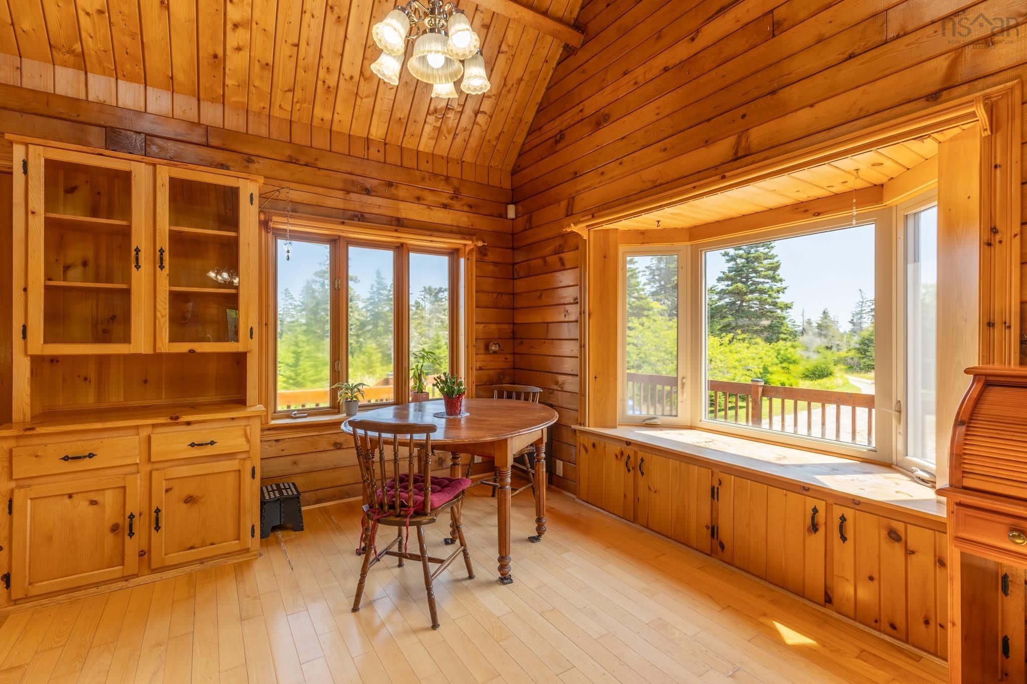 $525,000.00: 708 Highway 304, Overton