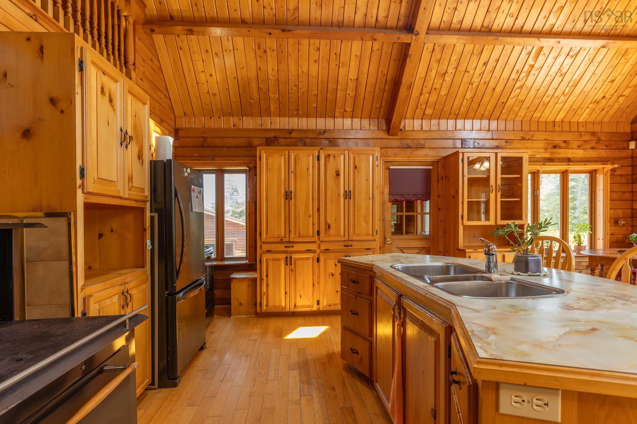 $525,000.00: 708 Highway 304, Overton