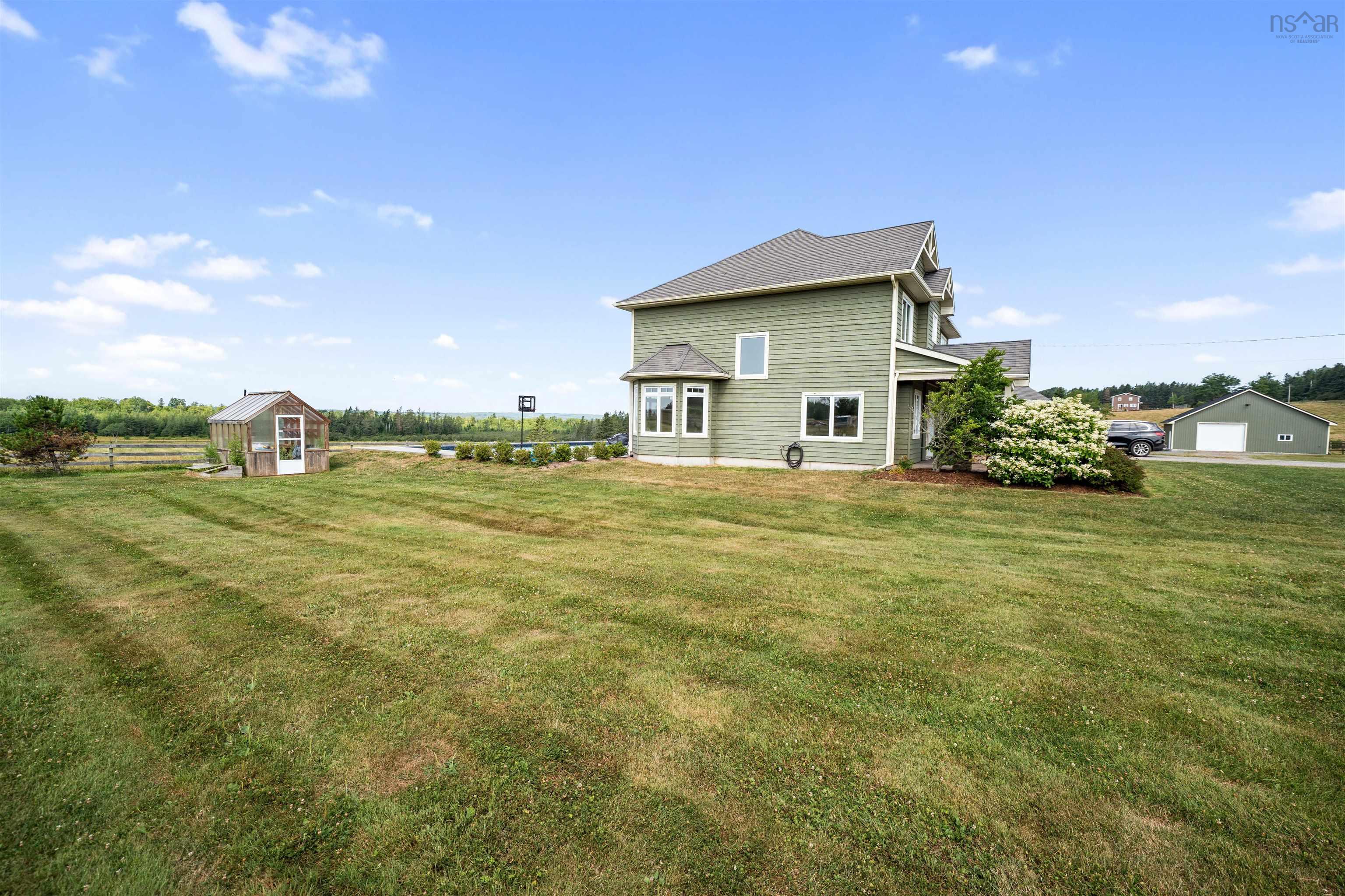 $950,000.00: 581 Kennedy Road, Hilden