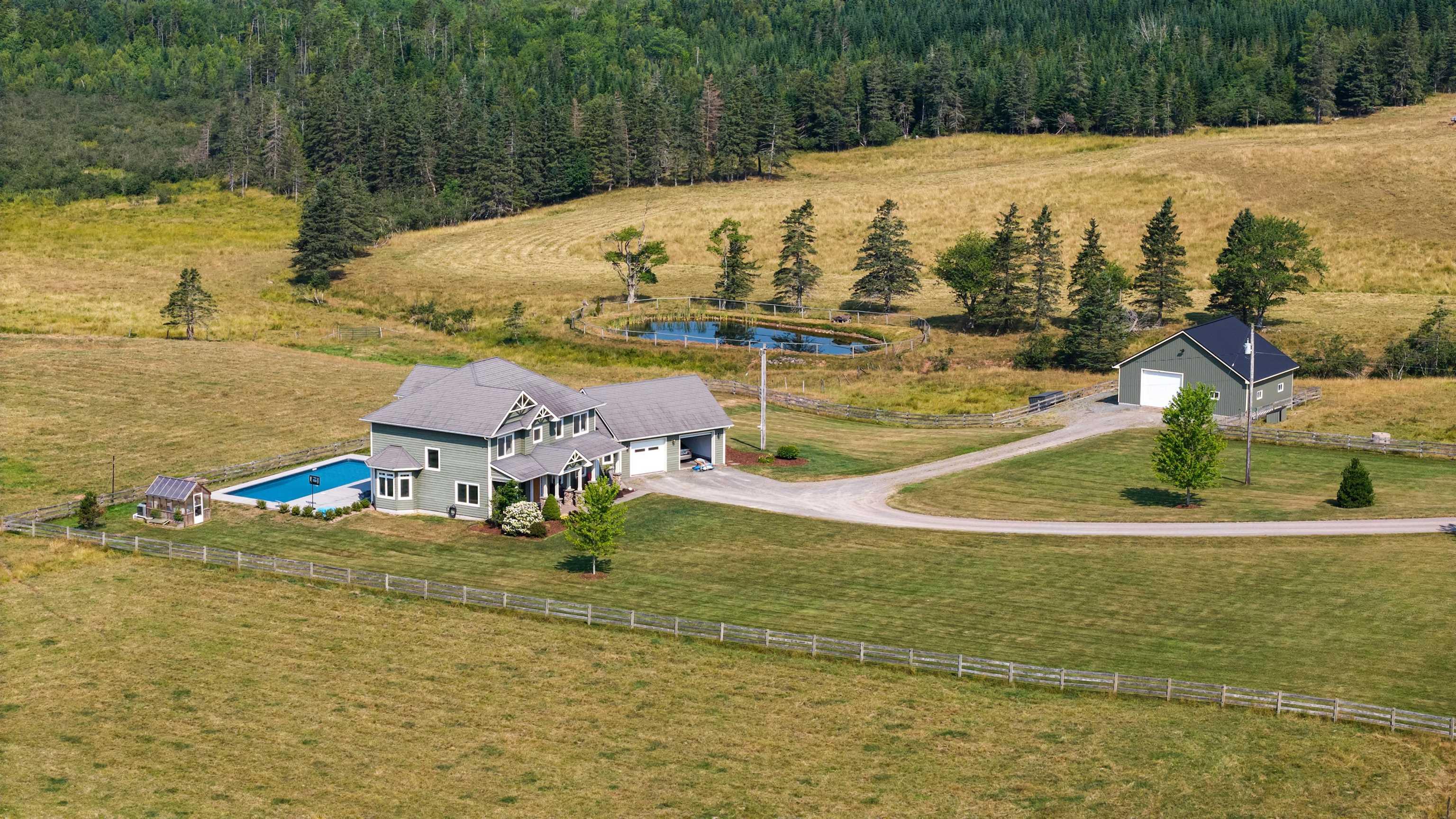 $950,000.00: 581 Kennedy Road, Hilden