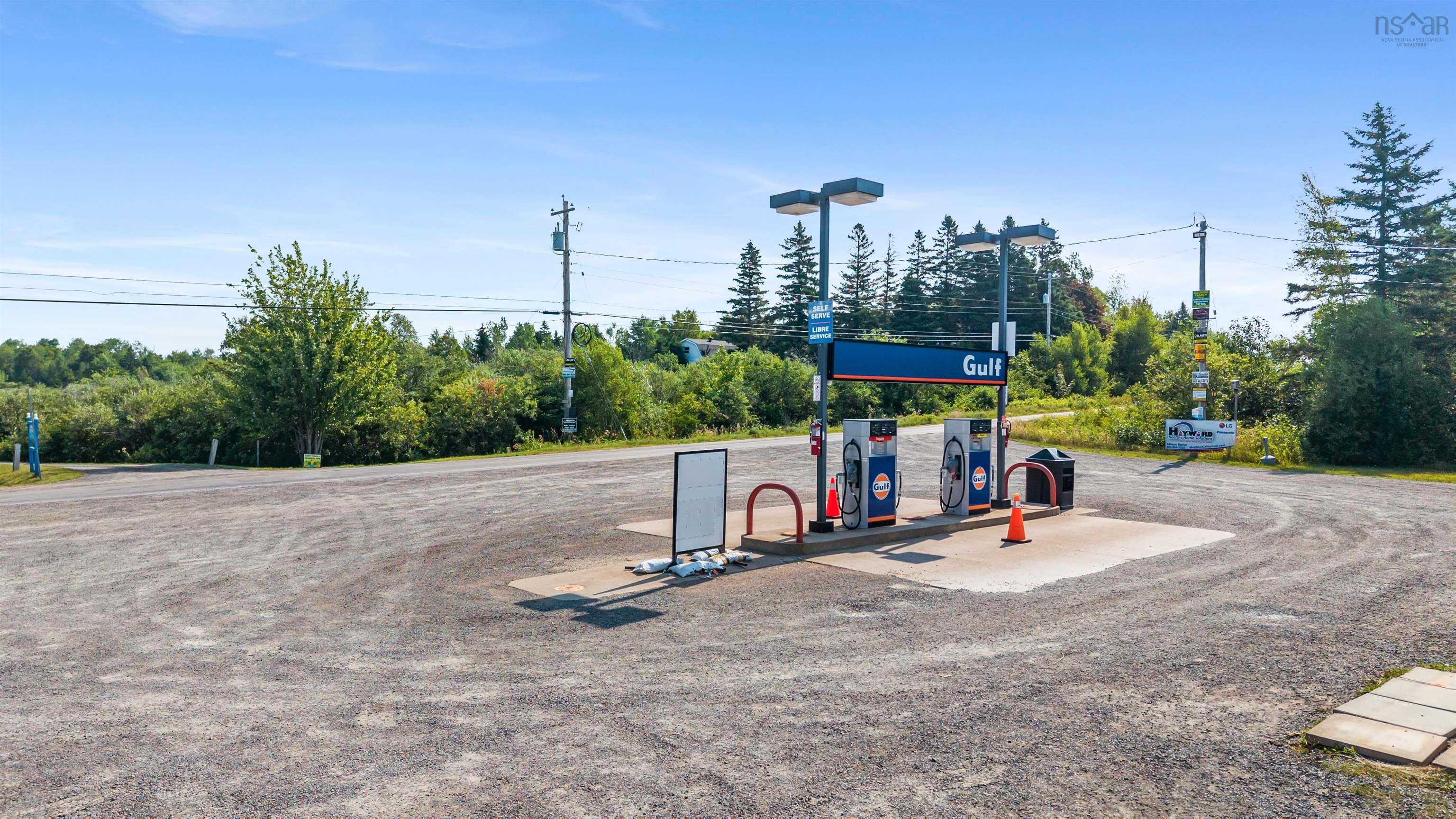 $1,199,888.00: 6528 Highway 366, Amherst Shore