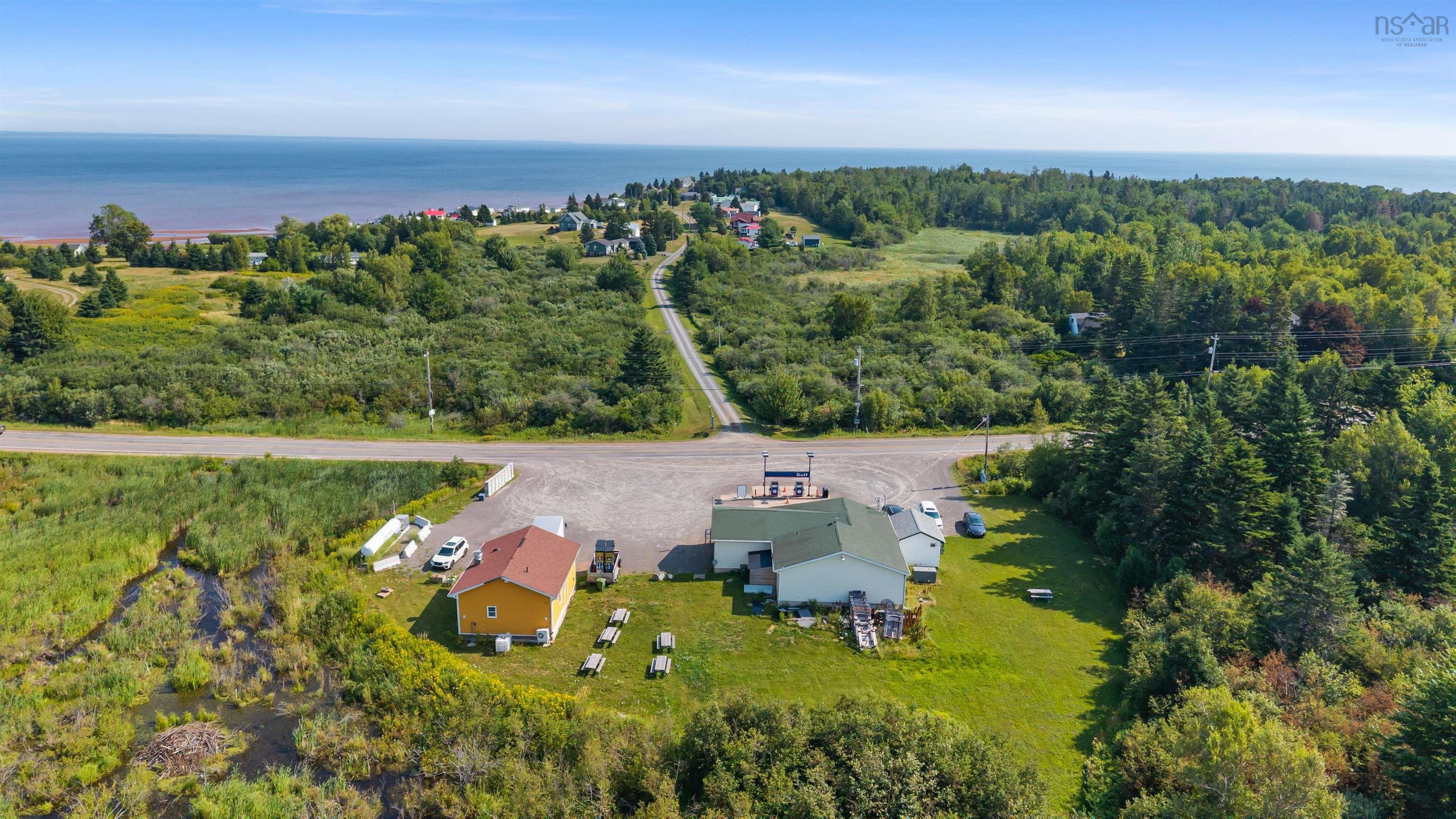 $1,199,888.00: 6528 Highway 366, Amherst Shore
