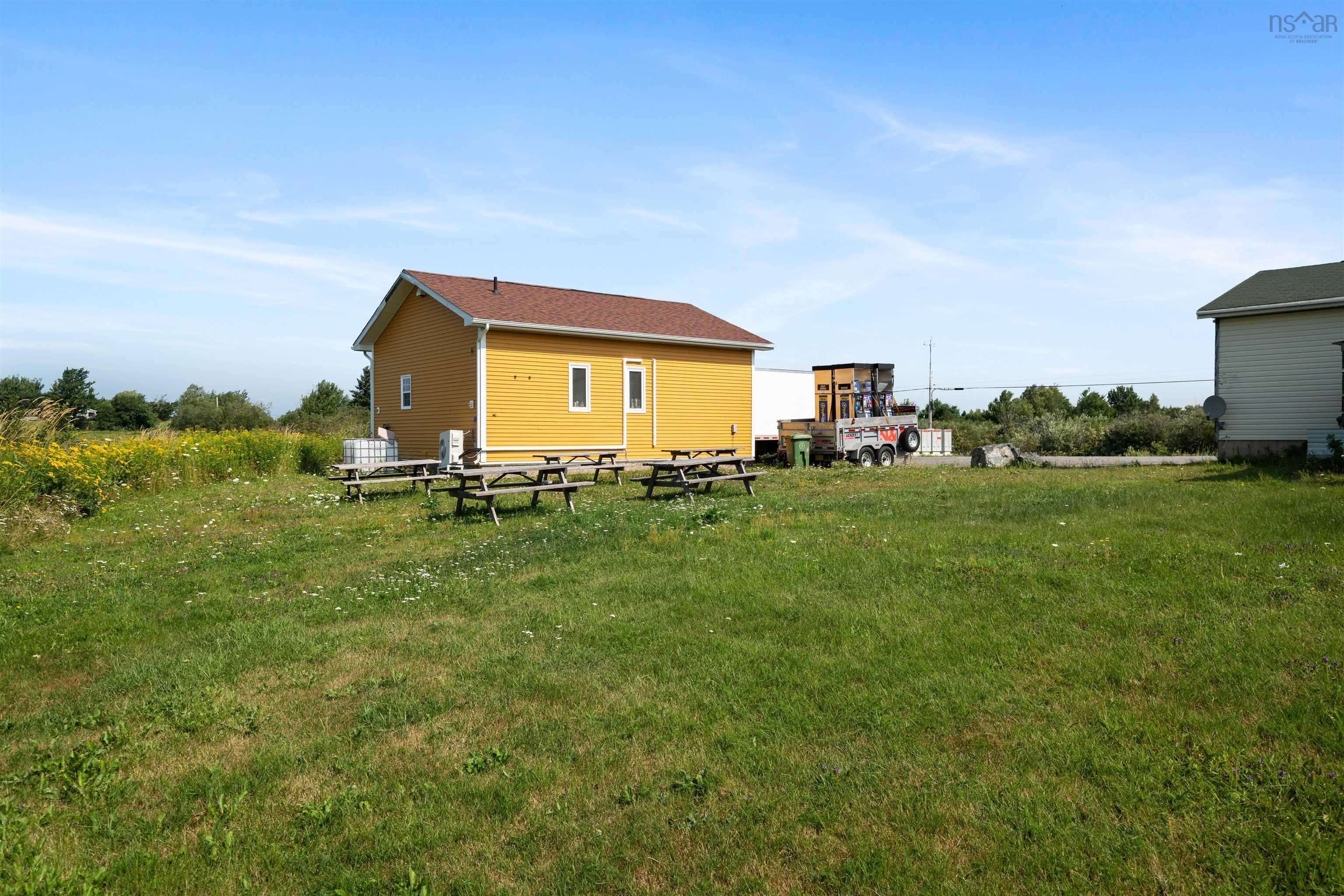 $1,199,888.00: 6528 Highway 366, Amherst Shore