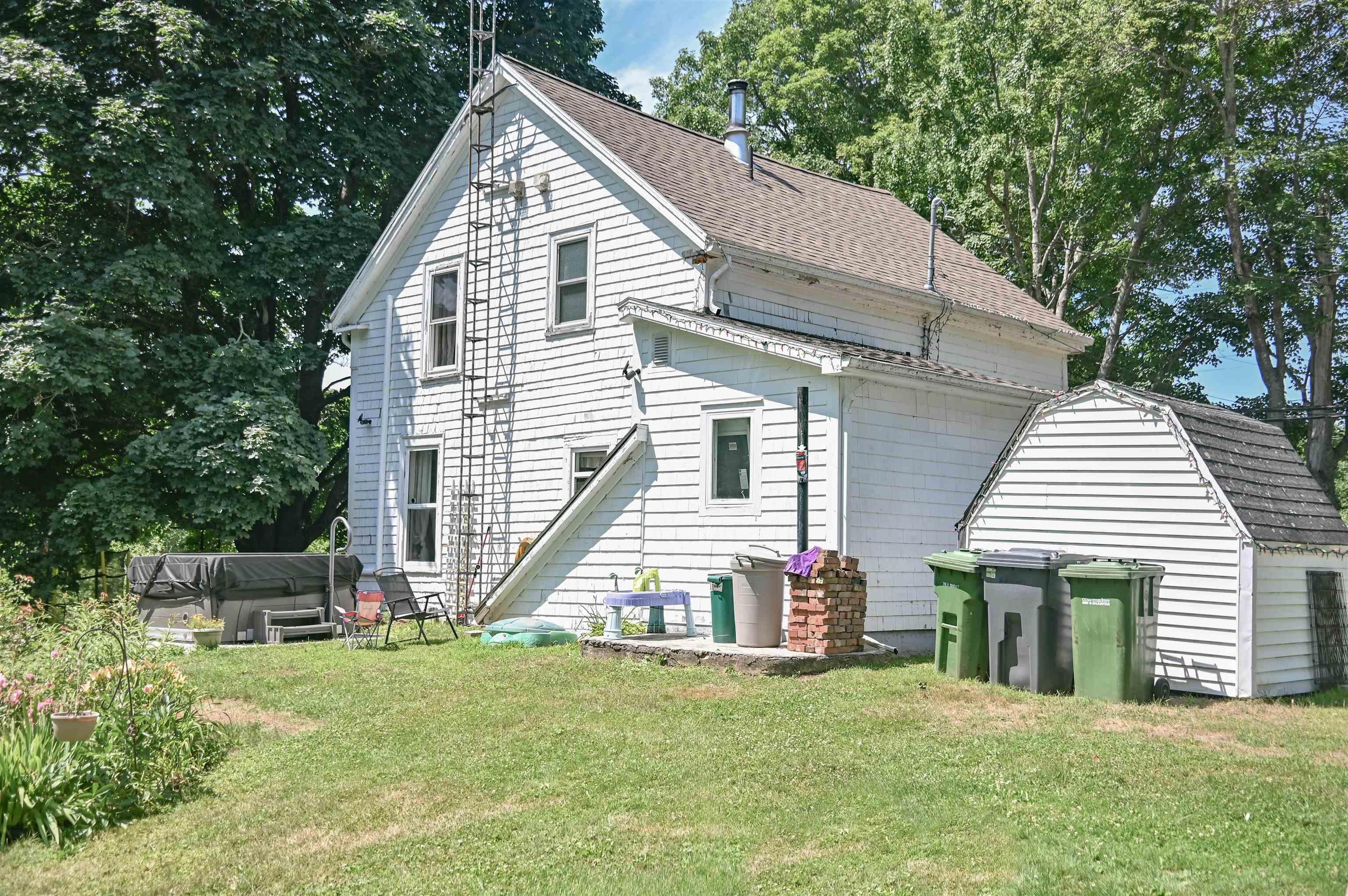 $299,900.00: 886 Maple Street, Waterville