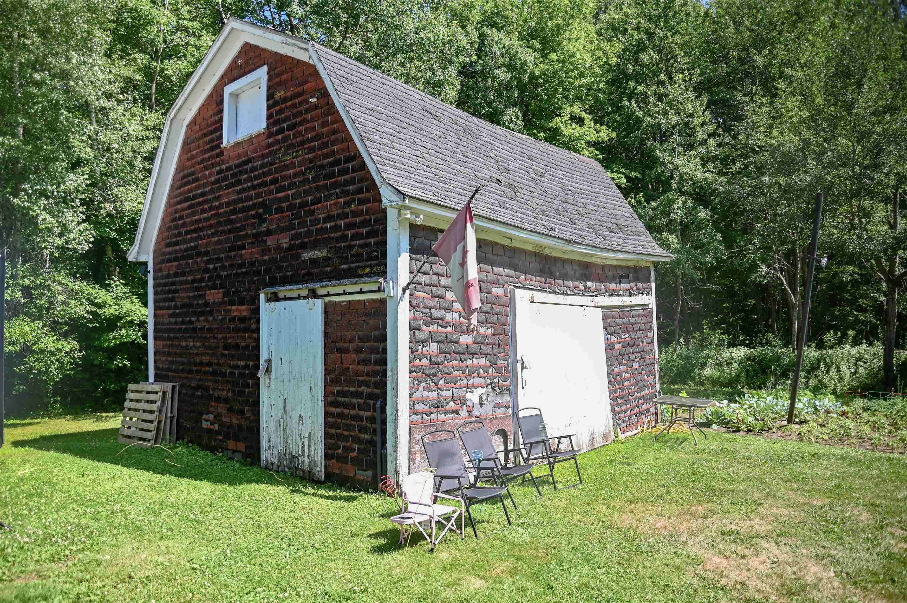 $299,900.00: 886 Maple Street, Waterville