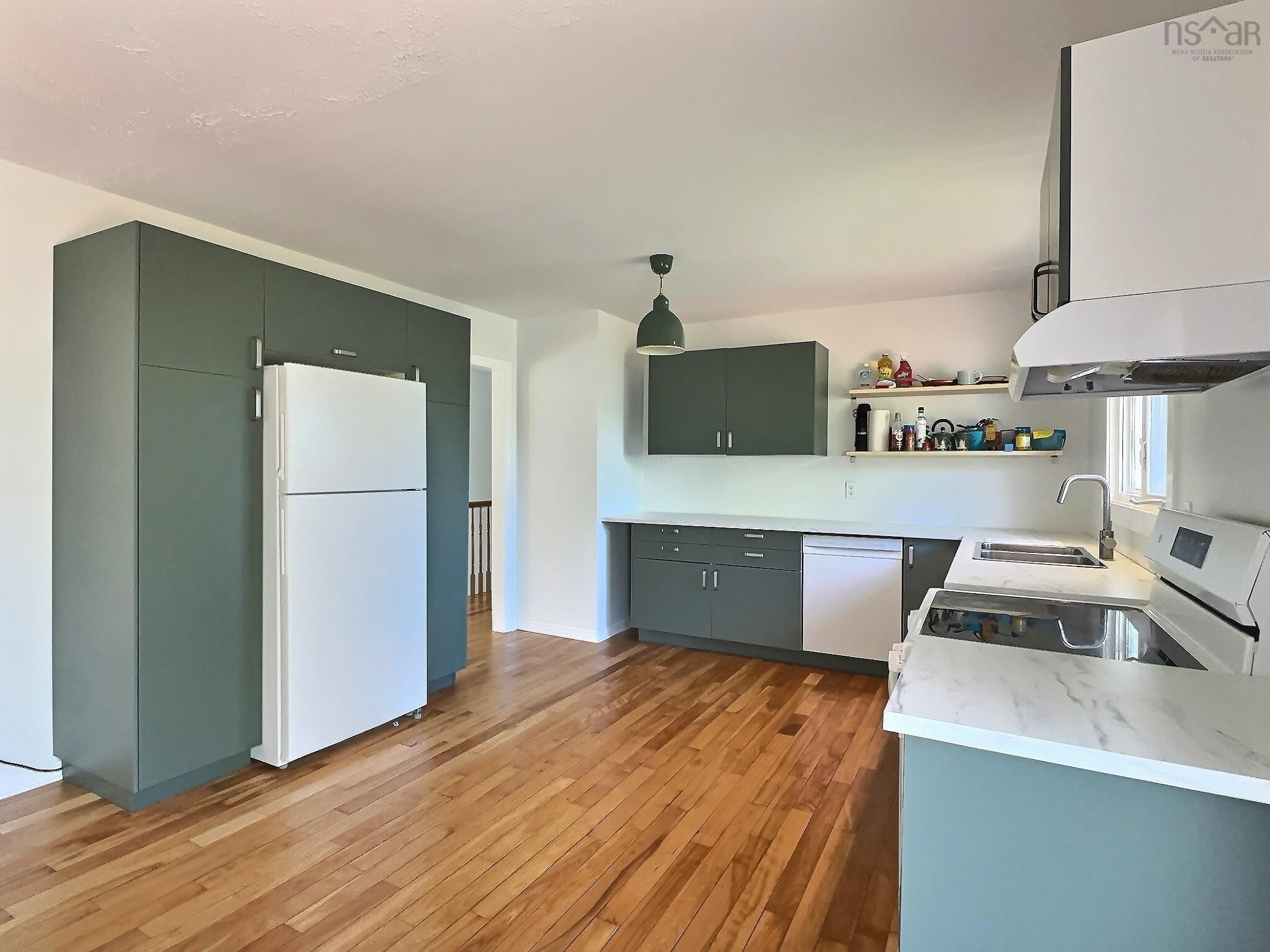 $639,000.00: 18 Alderney Drive, Enfield