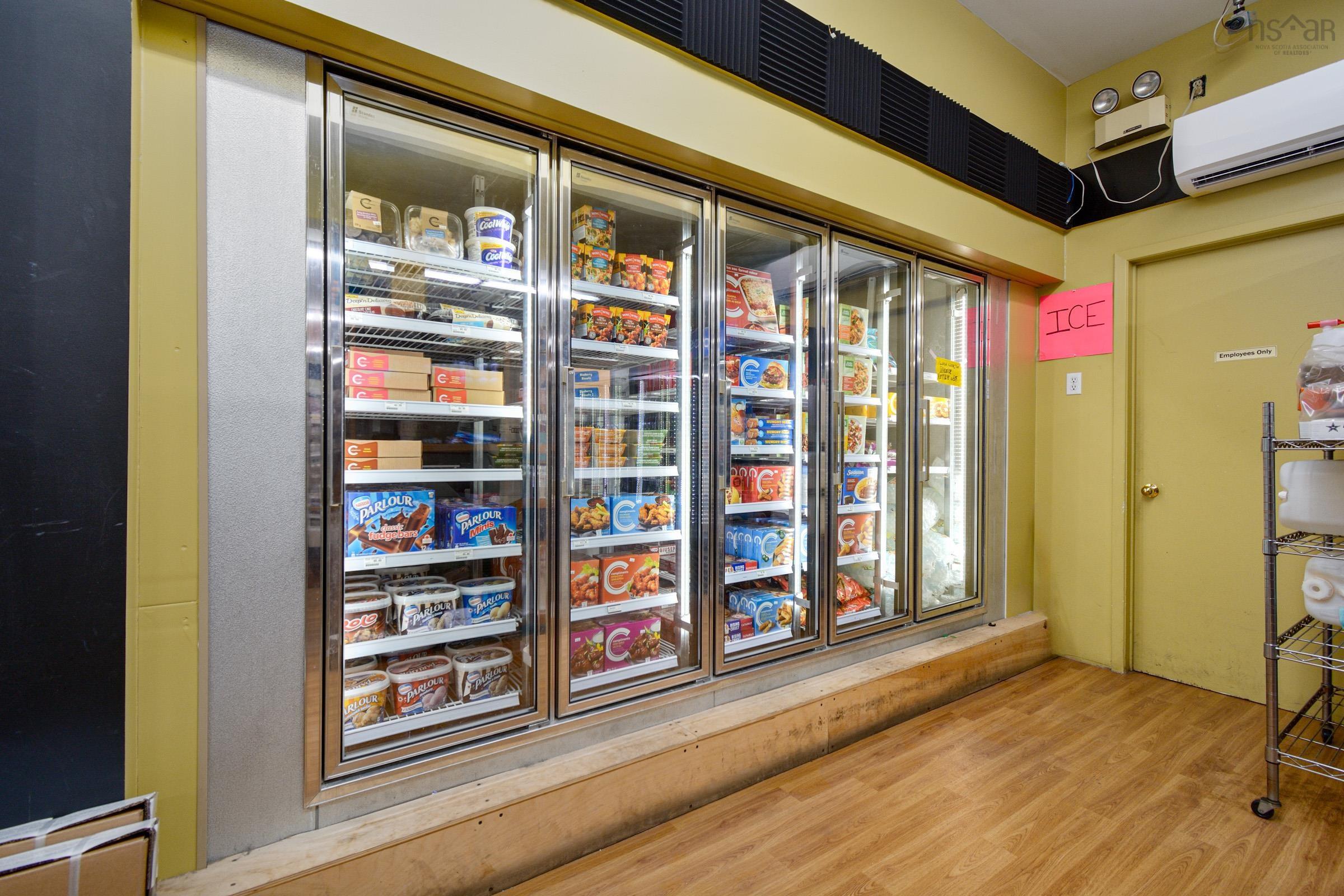 $1,395,000.00: 37867 Cabot Trail, Ingonish