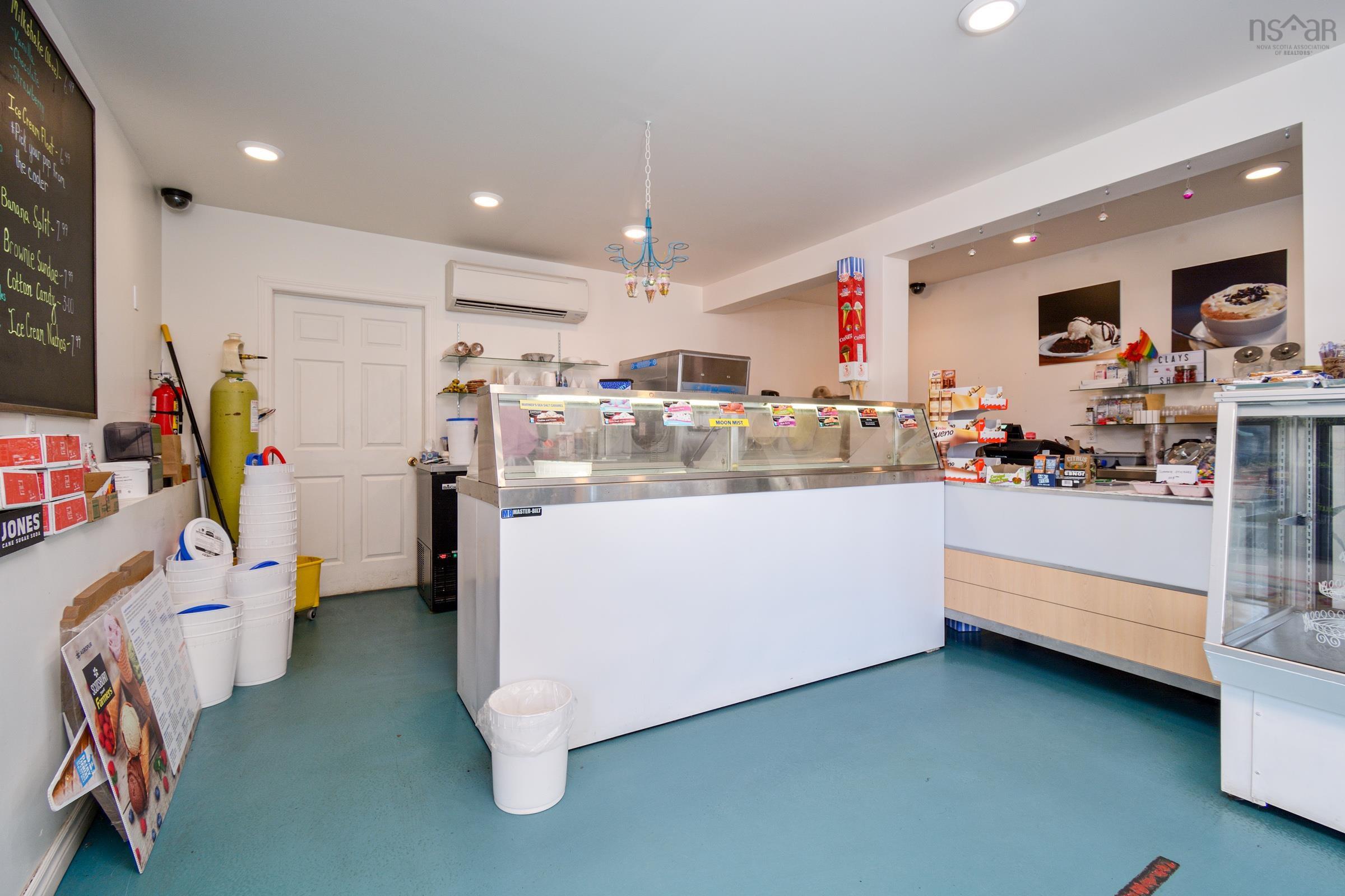 $1,395,000.00: 37867 Cabot Trail, Ingonish