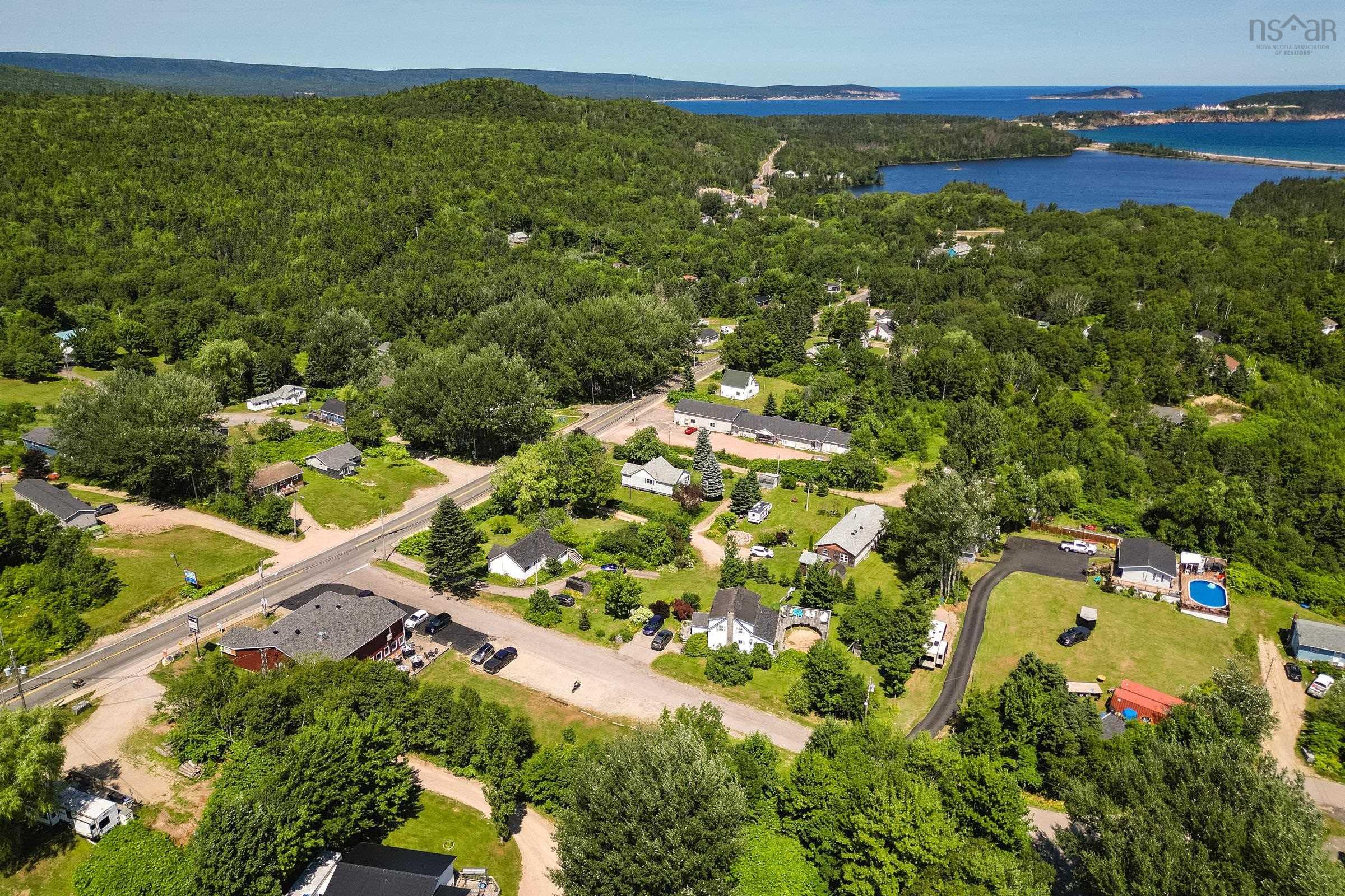 $1,395,000.00: 37867 Cabot Trail, Ingonish