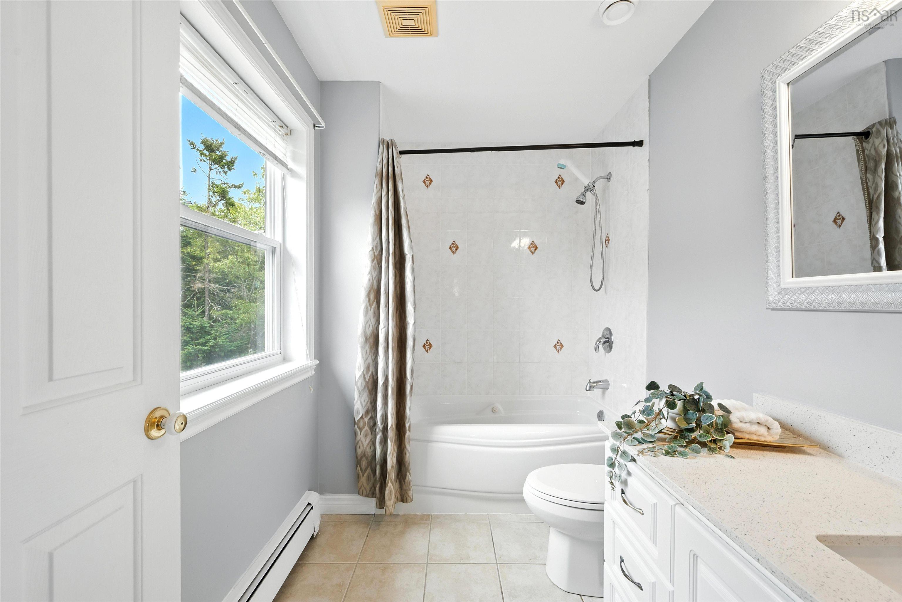 9 Roxbury Crescent, Halifax, NS (MLS 202519499)