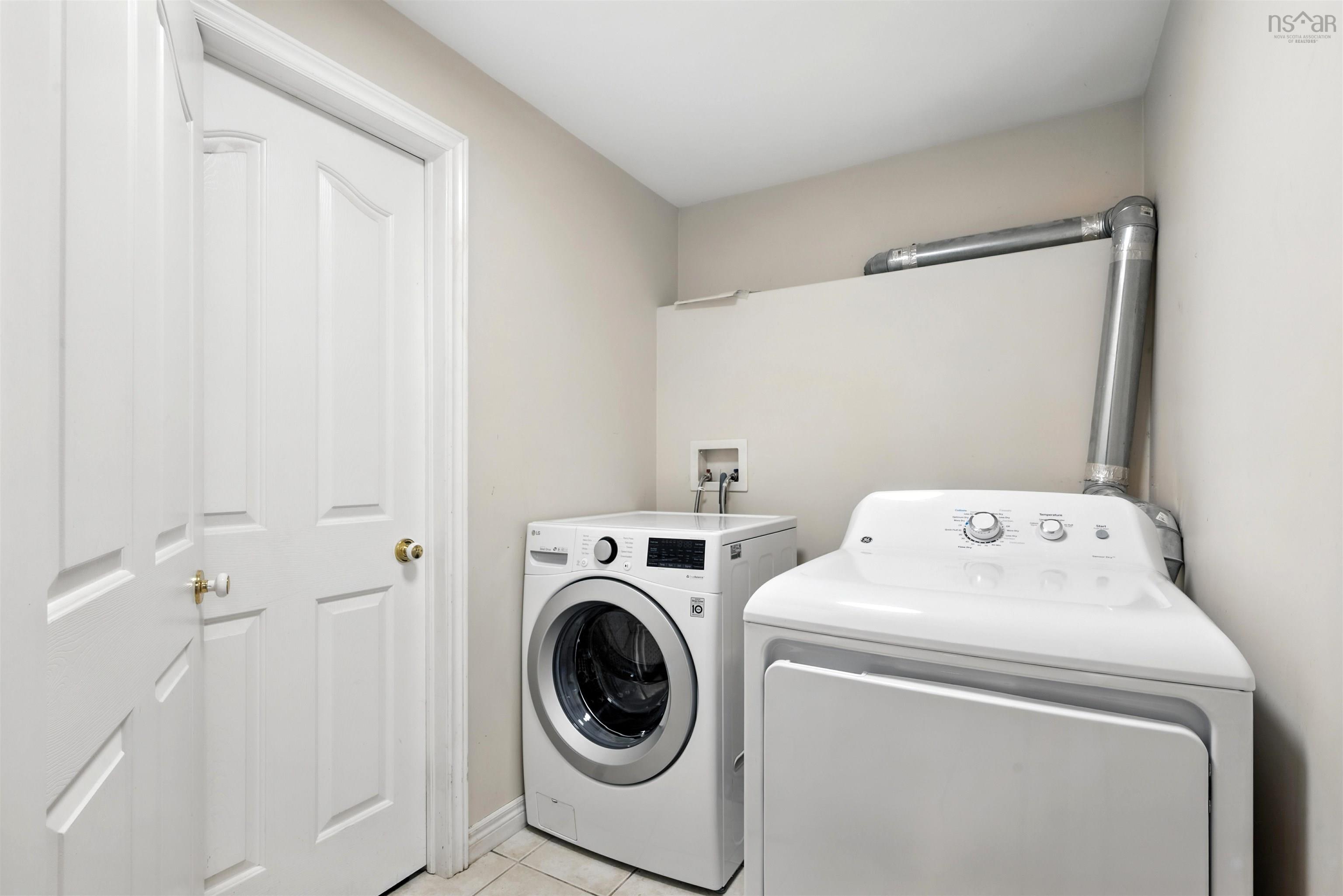 9 Roxbury Crescent, Halifax, NS (MLS 202519499)