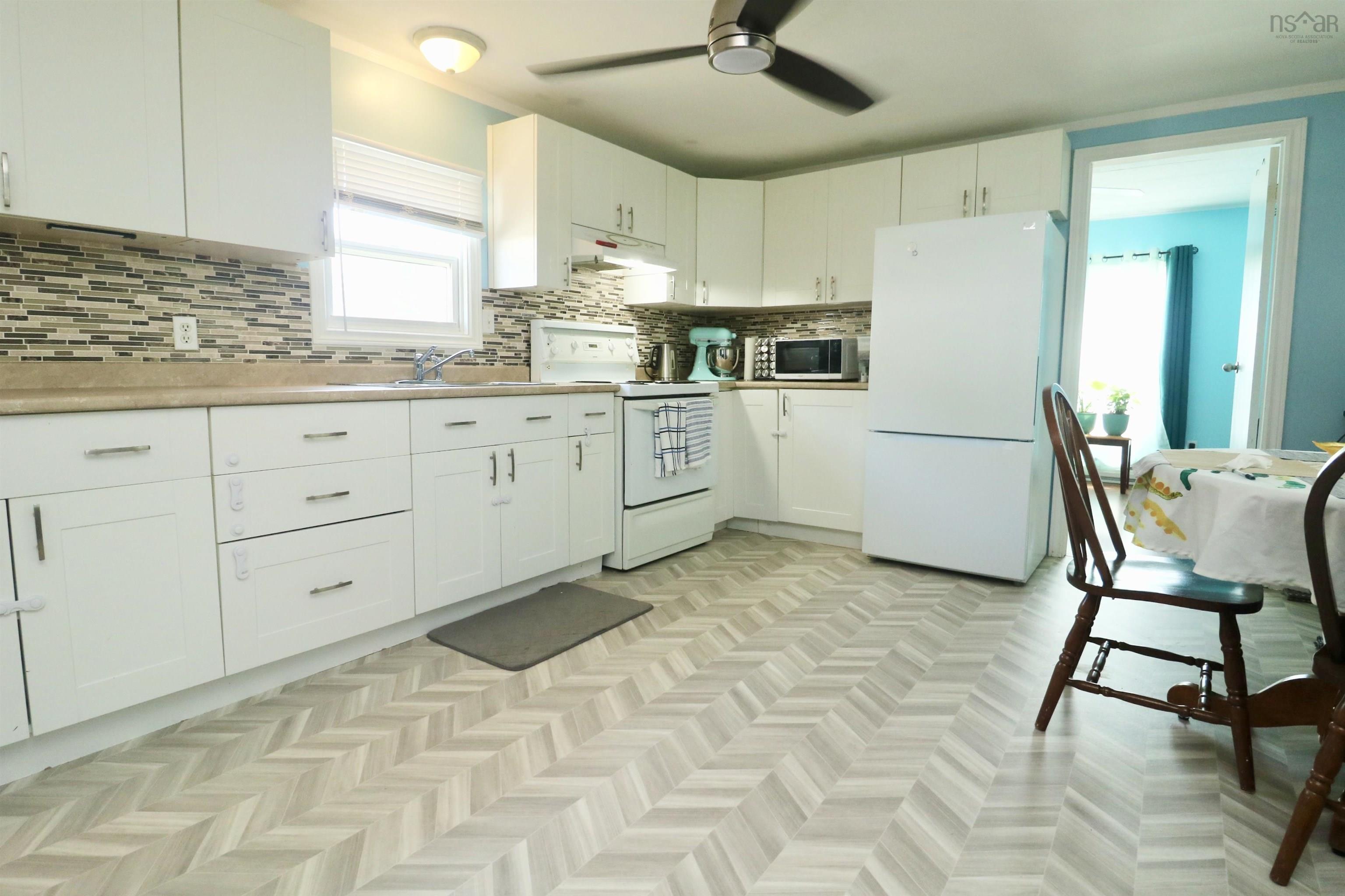 $194,900.00: 257 Parklane Drive, Lower Sackville