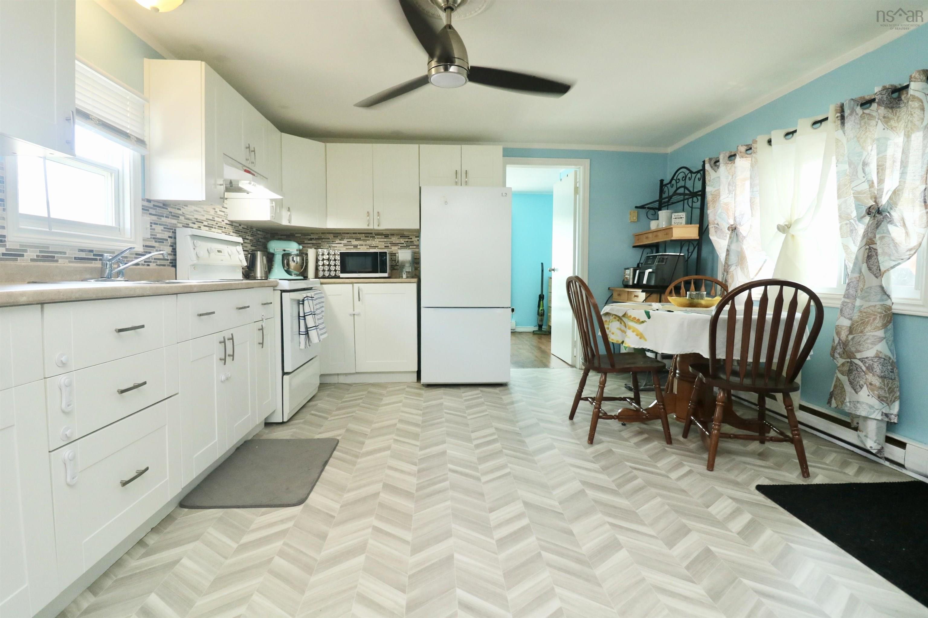 $194,900.00: 257 Parklane Drive, Lower Sackville